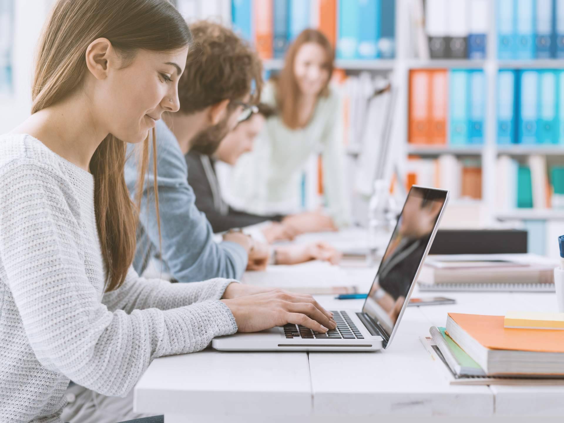Estudia Seguro brinda asesorías en España para estudiantes extranjeros