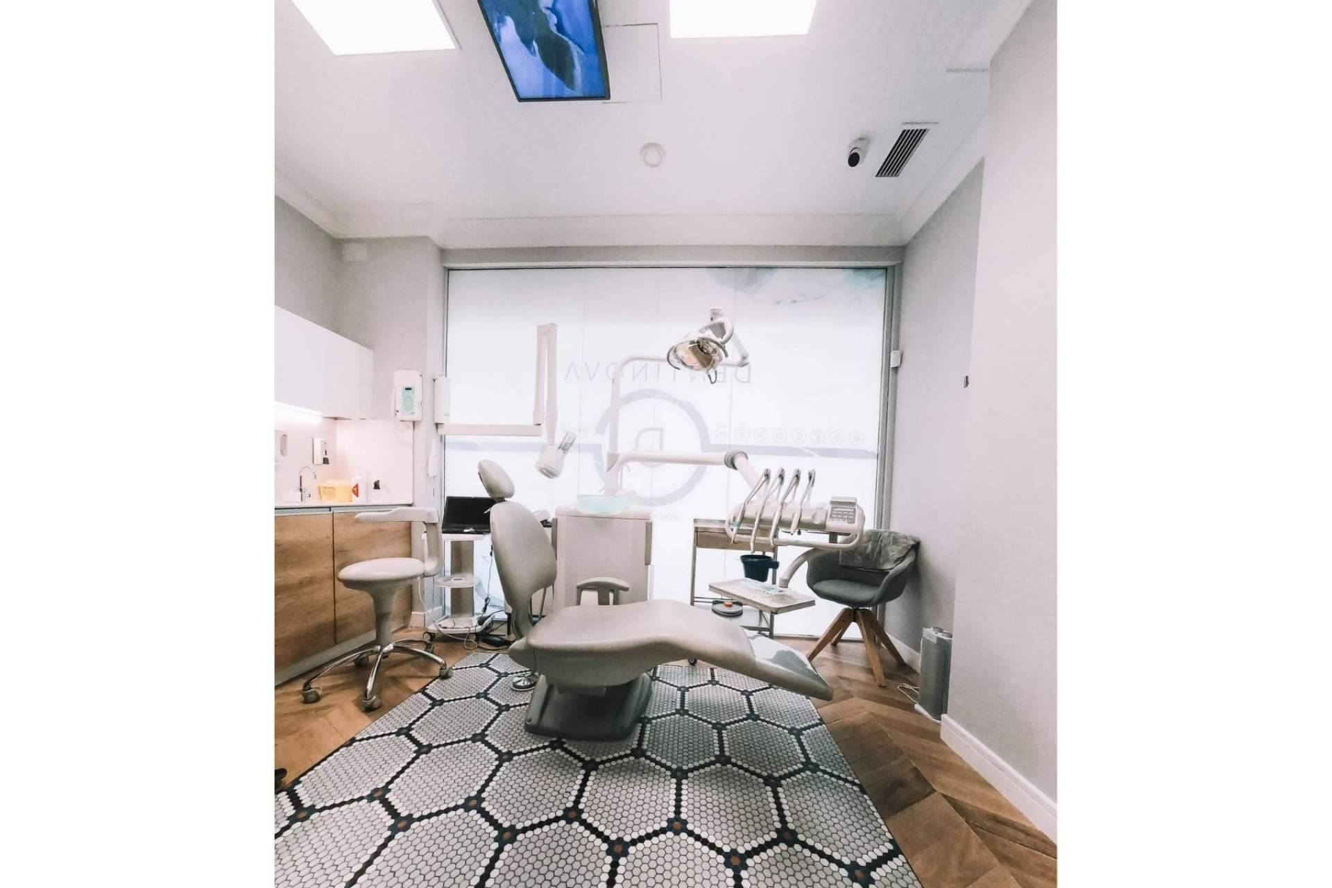 Coronas dentarias impresas con tecnología 3D en una hora, con Dentinova