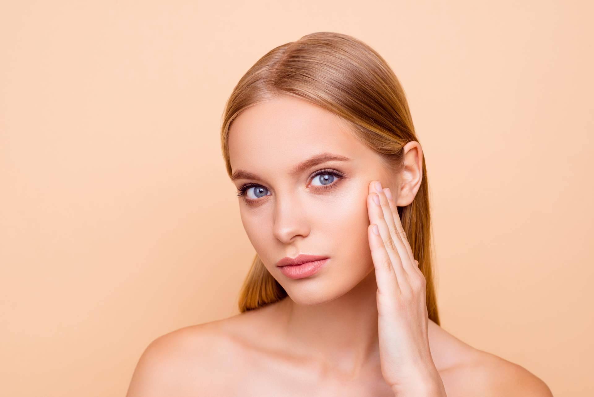 Conseguir una piel de porcelana con el tratamiento BB Glow de Crina Rus Beauty Center