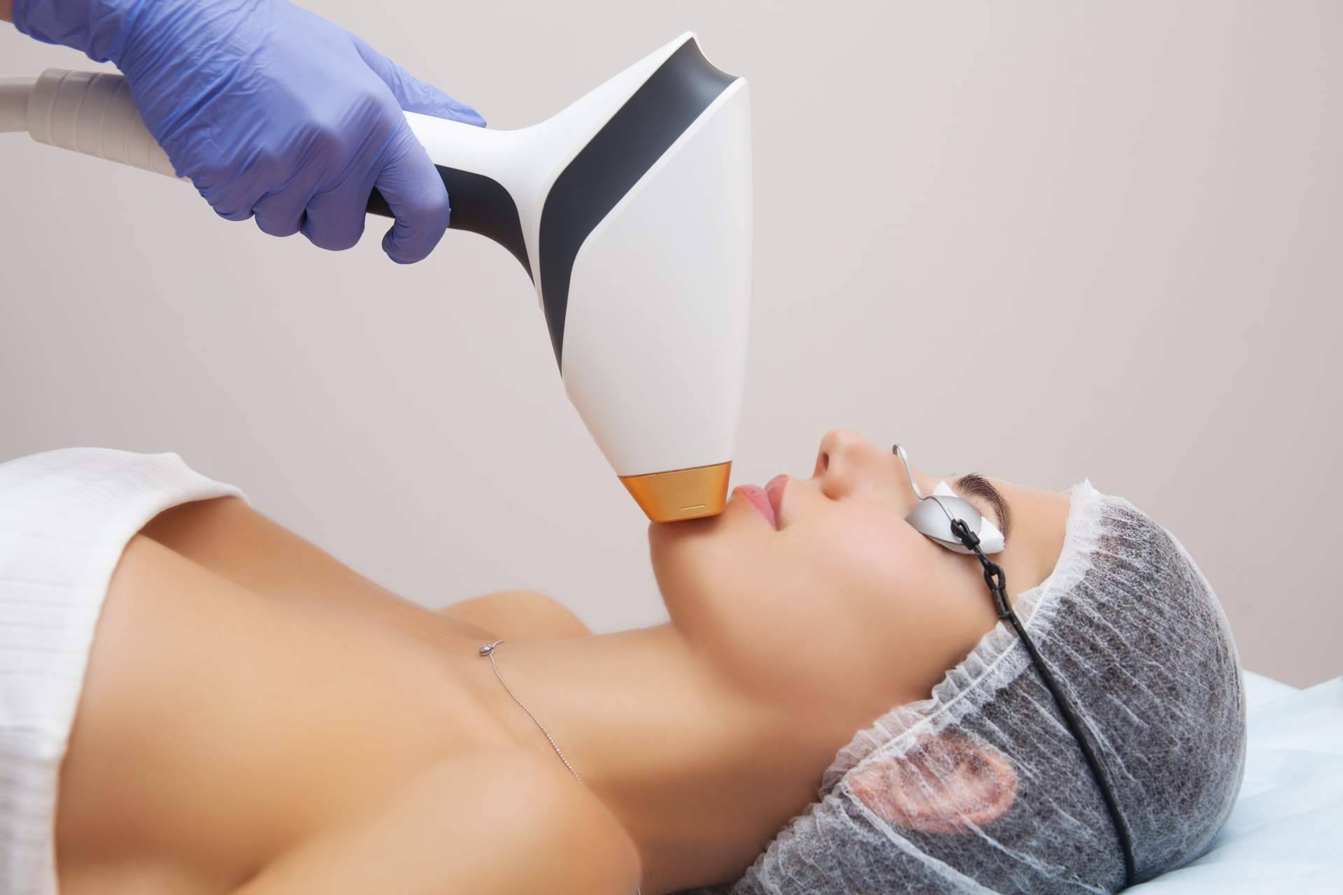 Clínica Femme y sus tratamientos faciales con luz pulsada intensa