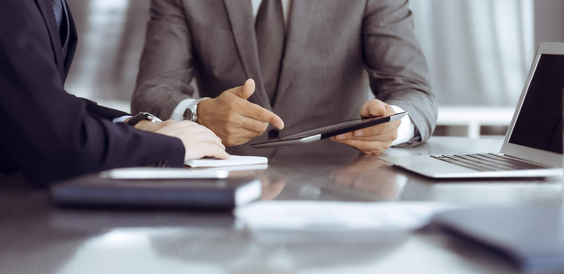 Conseguir una reducción de jornada laboral por motivos familiares, por Ancla Abogados