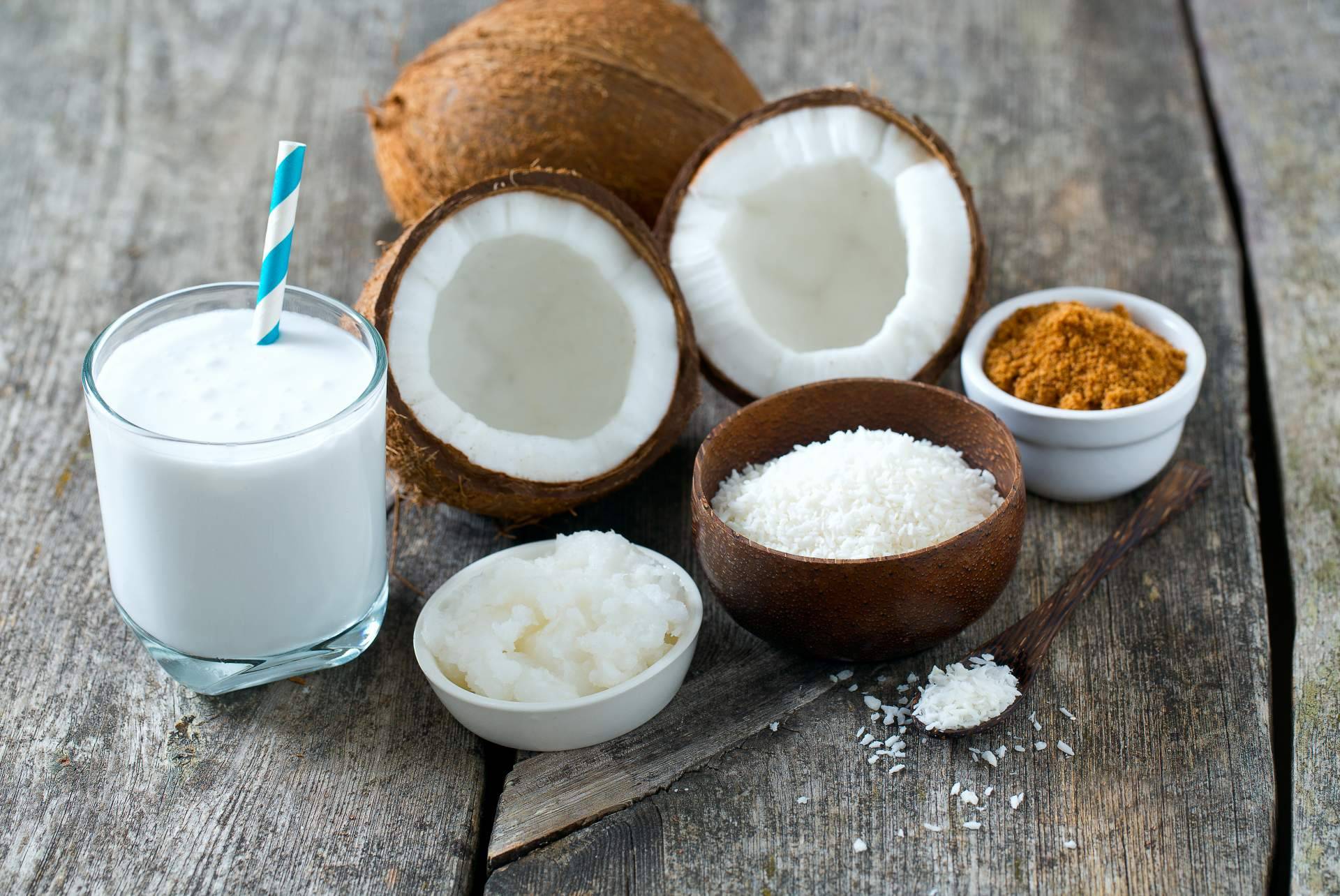 ¿Qué beneficios tiene la leche de coco? La bebida vegetal con la que se pueden elaborar recetas saludables