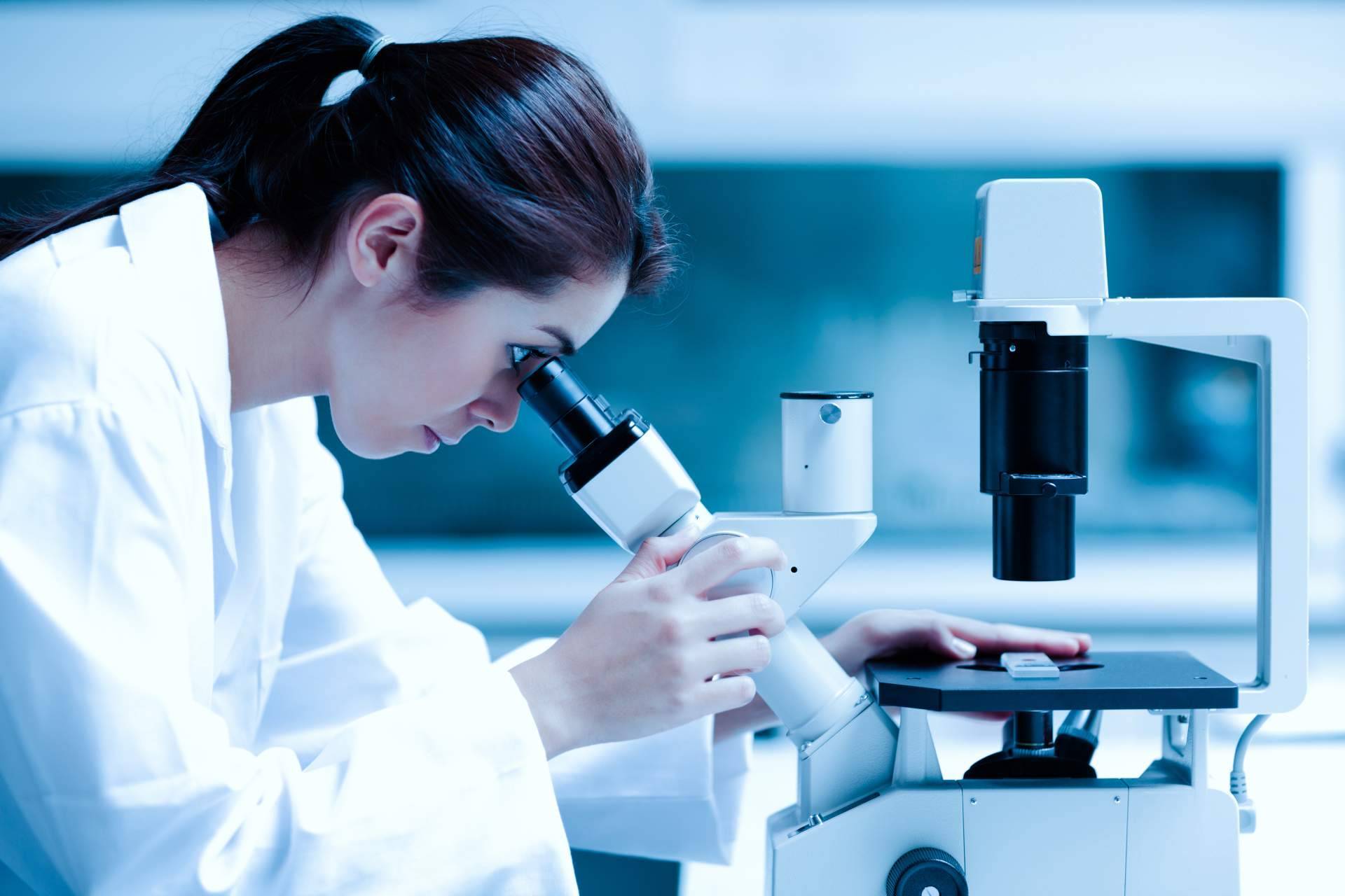 Gracias al equipamiento tecnológico de Cellumed Clinic es posible tratar la enfermedad de Lyme/Borreliosis
