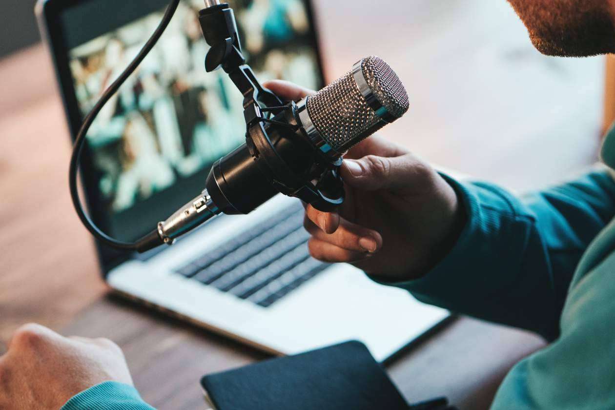 Aprender los primeros pasos para crear un podcast exitoso