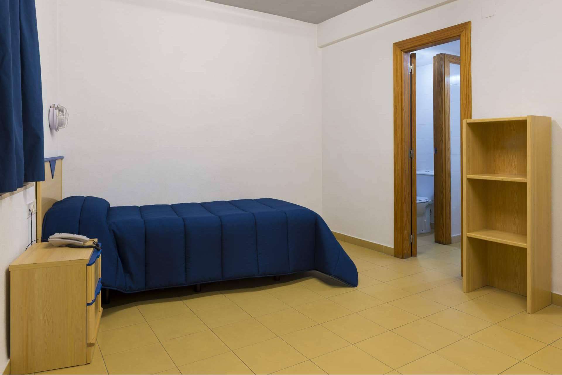 El día a día de los estudiantes que alquilan habitaciones en el Colegio Mayor Ovidi Montllor