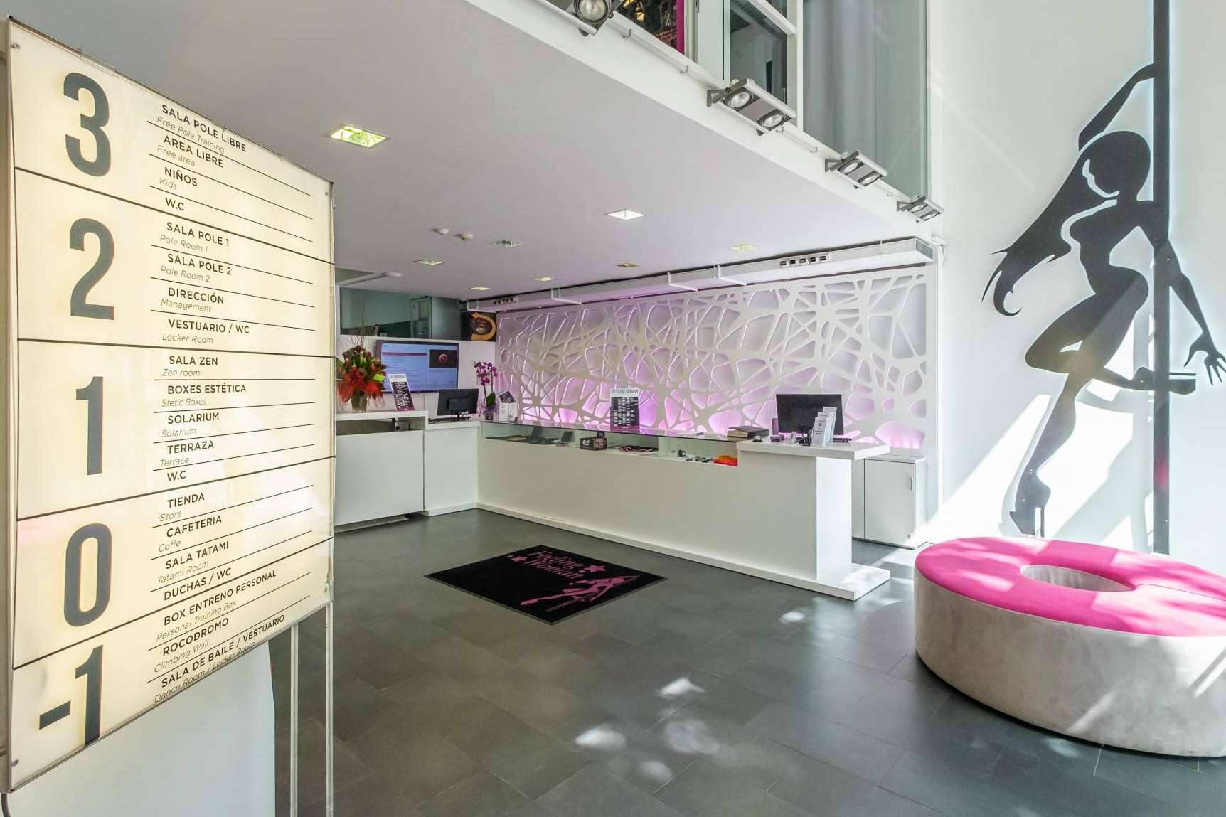 El pole dance, un deporte en tendencia
