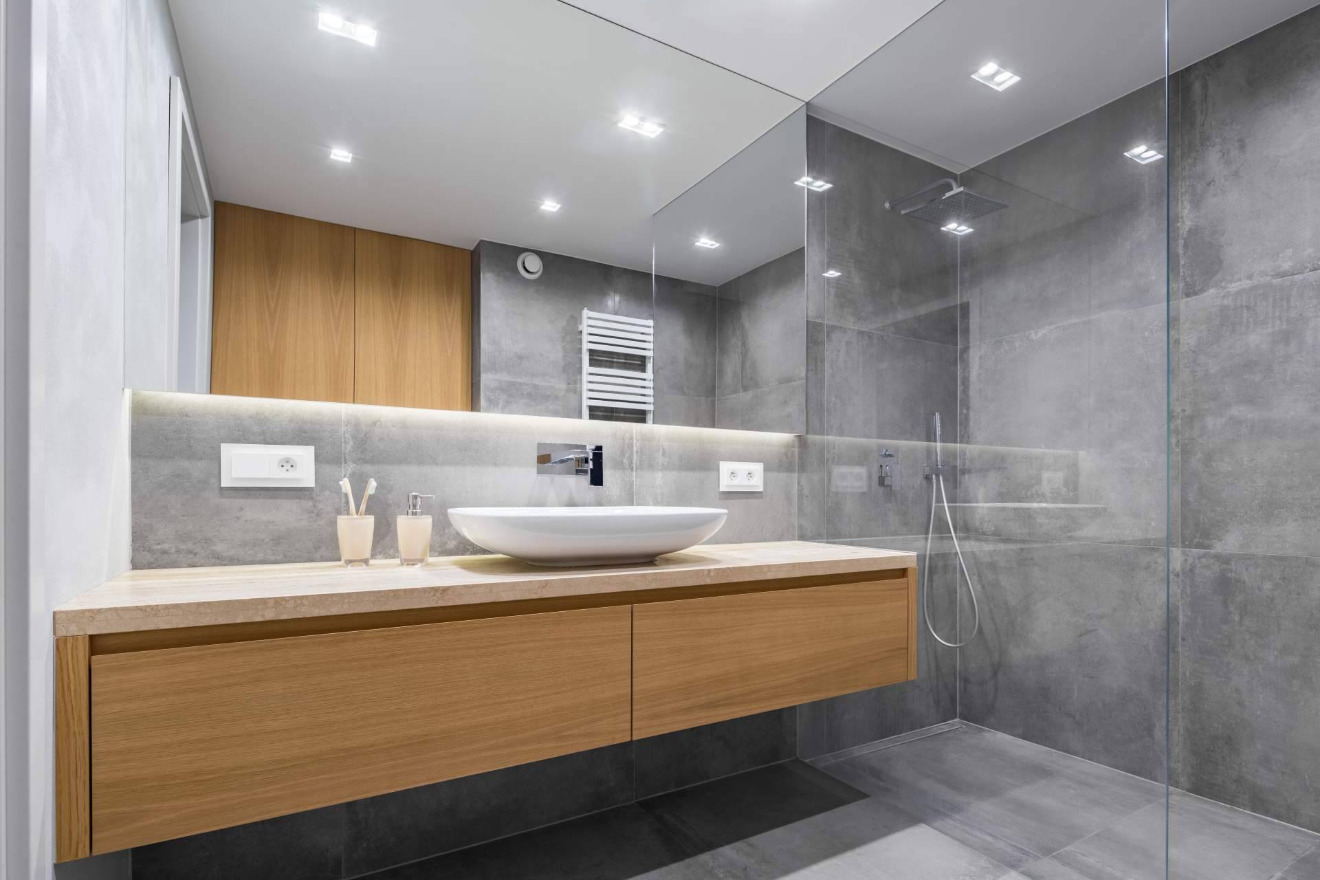 Reformas de baño cuidando hasta el último detalle con Finalis