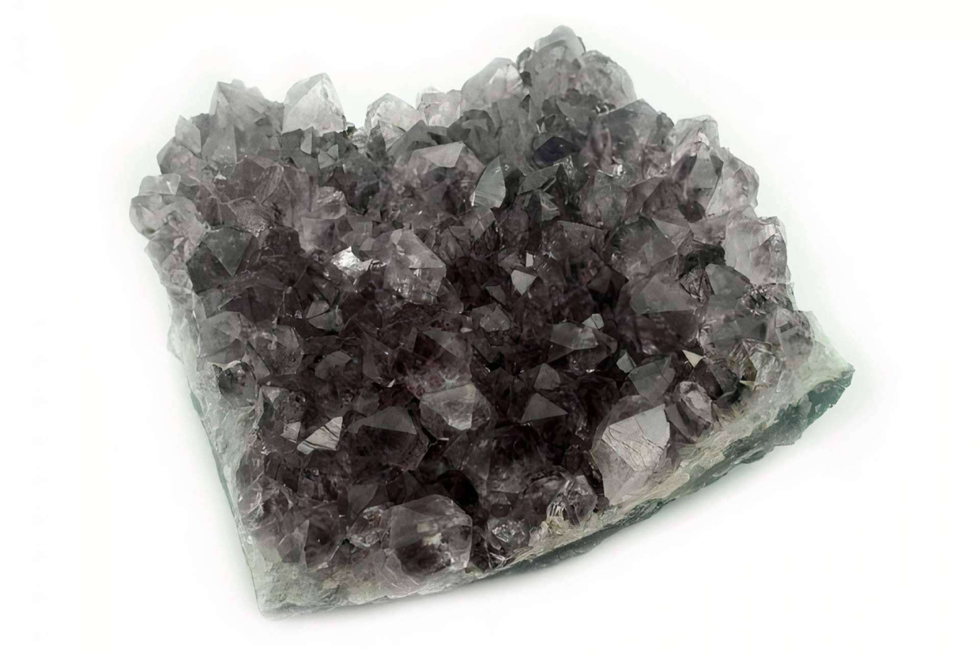 Tierra de Gemas explica qué son los minerales en bruto