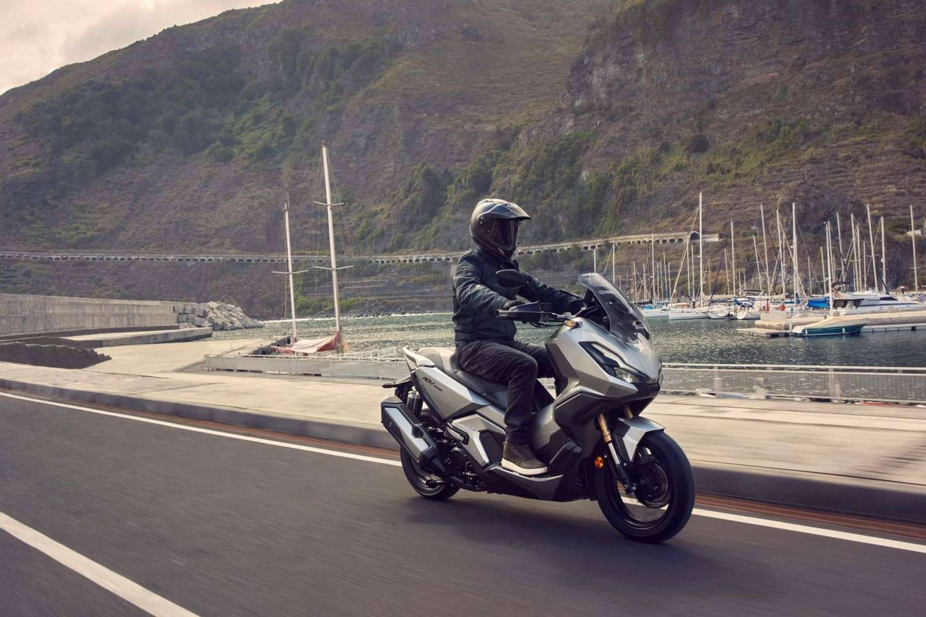 Características de la nueva HONDA ADV 350 2022, por Pruebas de Motos