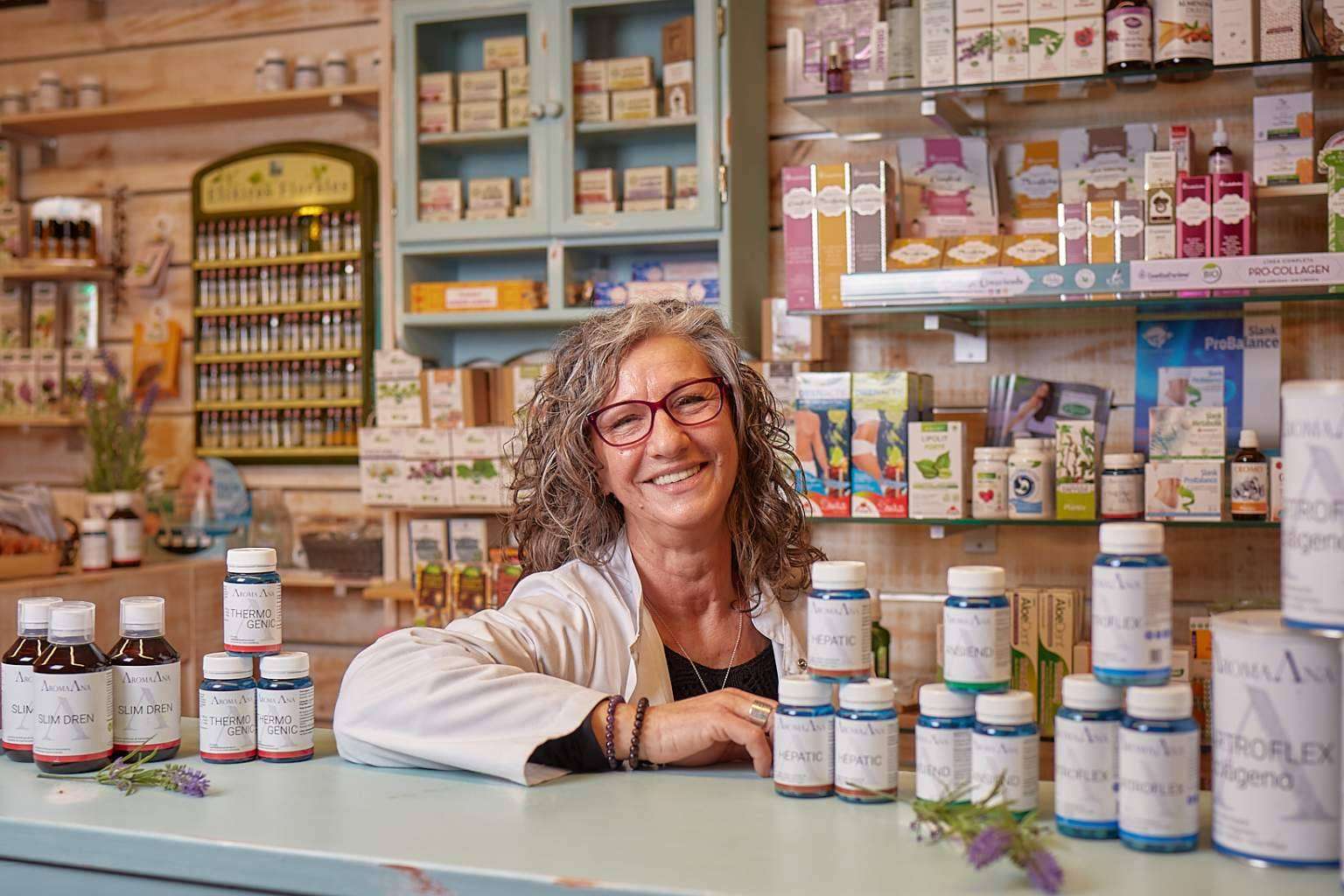 AROMAANA está ayudando a miles de personas a través de sus productos revolucionarios