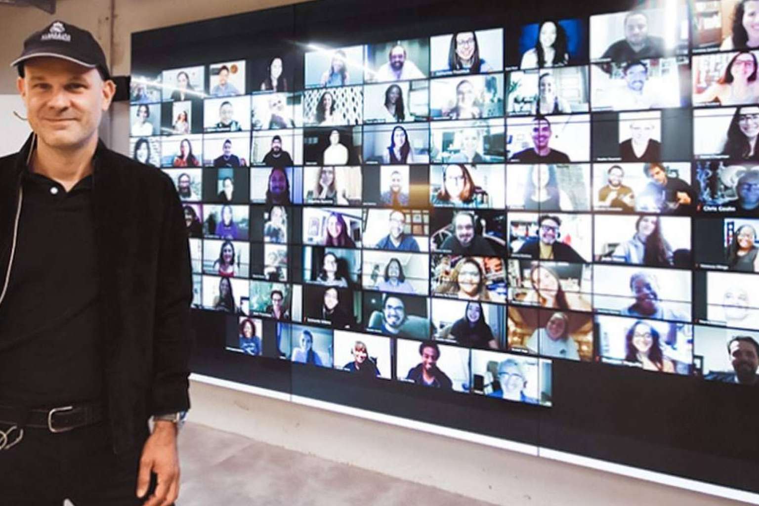 Mastermind Place ofrece un plató virtual en el centro de Madrid para eventos virtuales que conecten con la audiencia