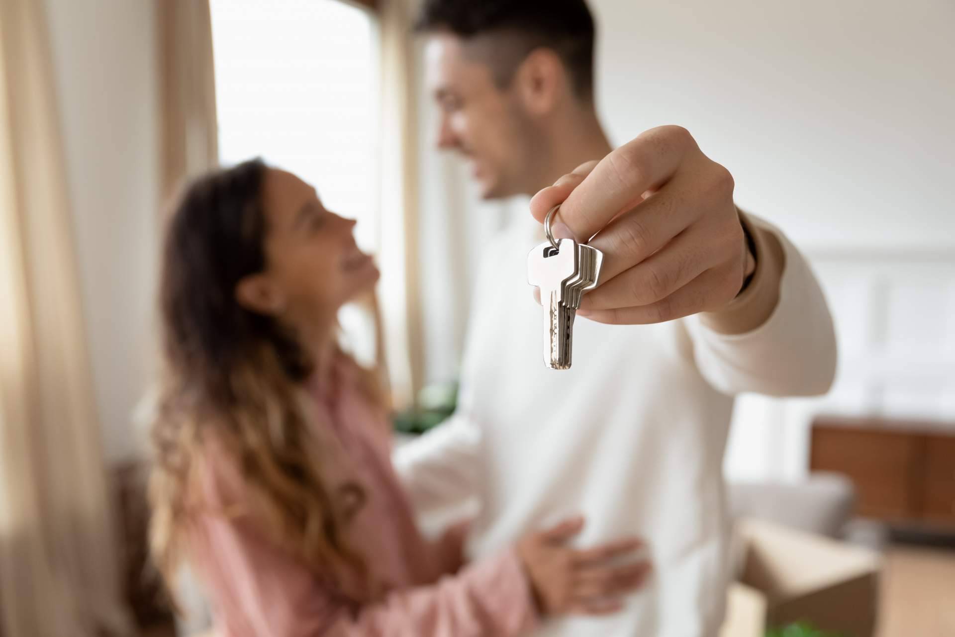 Comprar un inmueble mediante inmobiliarias en Bogotá y sus beneficios
