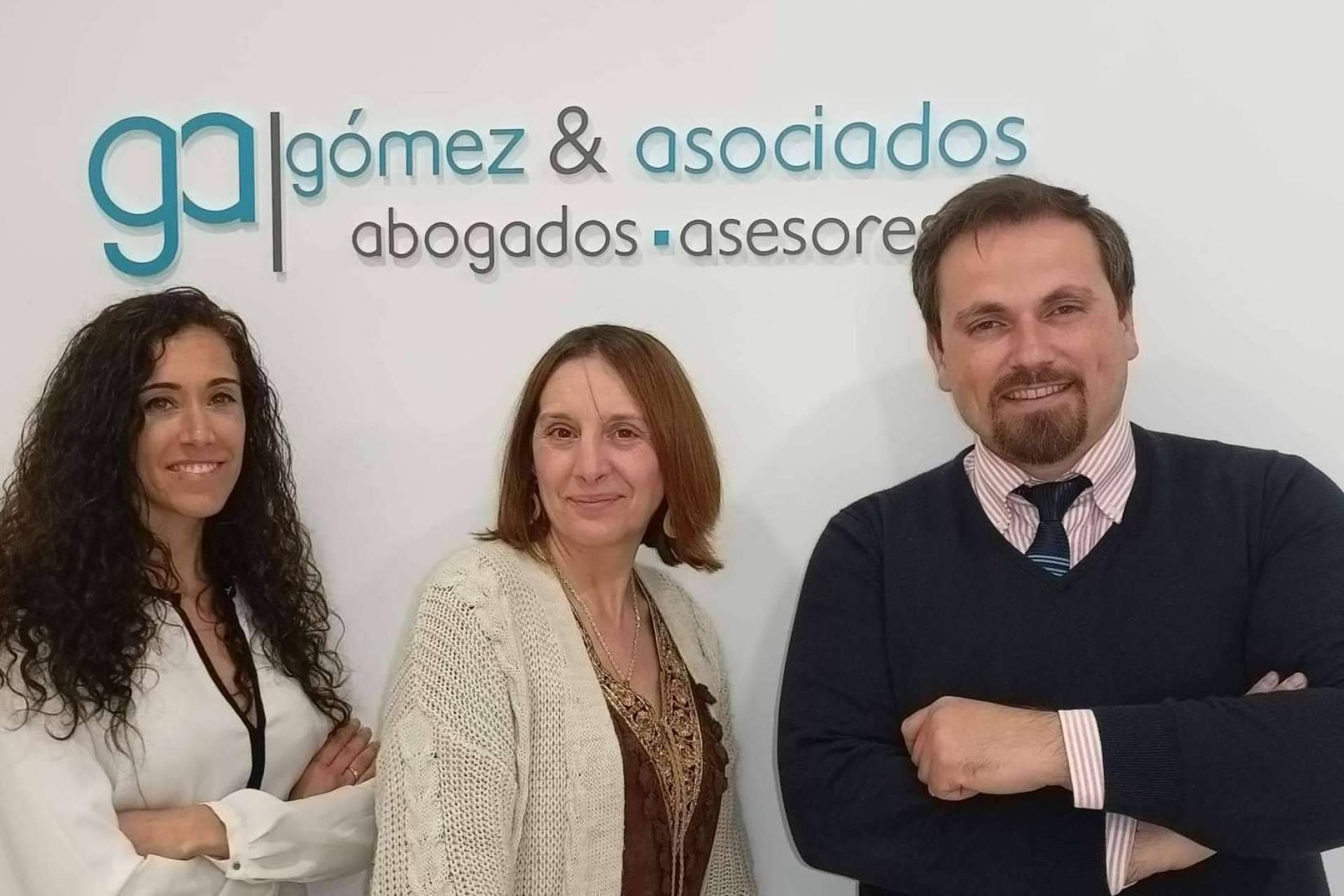 Los abogados con experiencia en derecho penal, de familia, mercantil, societario y defensa de la violencia de género de Gómez & Asociados