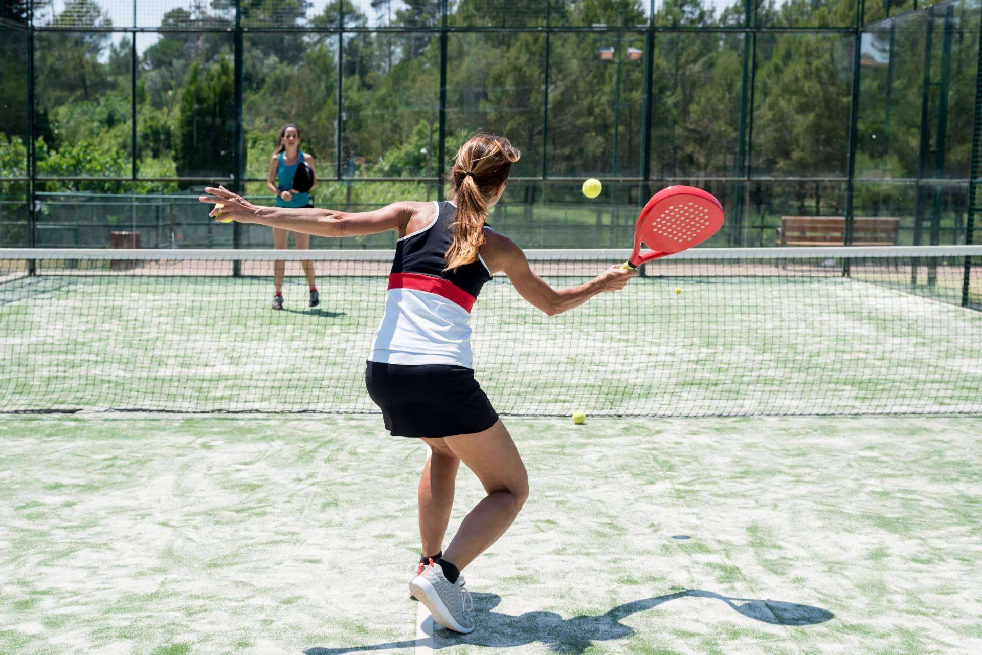 ¿Cuáles son las lesiones más frecuentes en pádel y tenis?, según la Clínica Podológica M.O