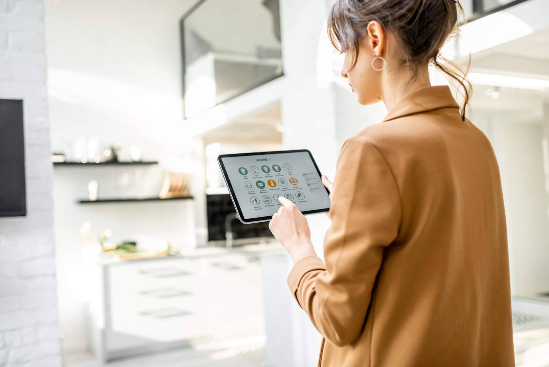 Crear una vivienda inteligente con productos de última tecnología con los productos Smart Home de Movimur