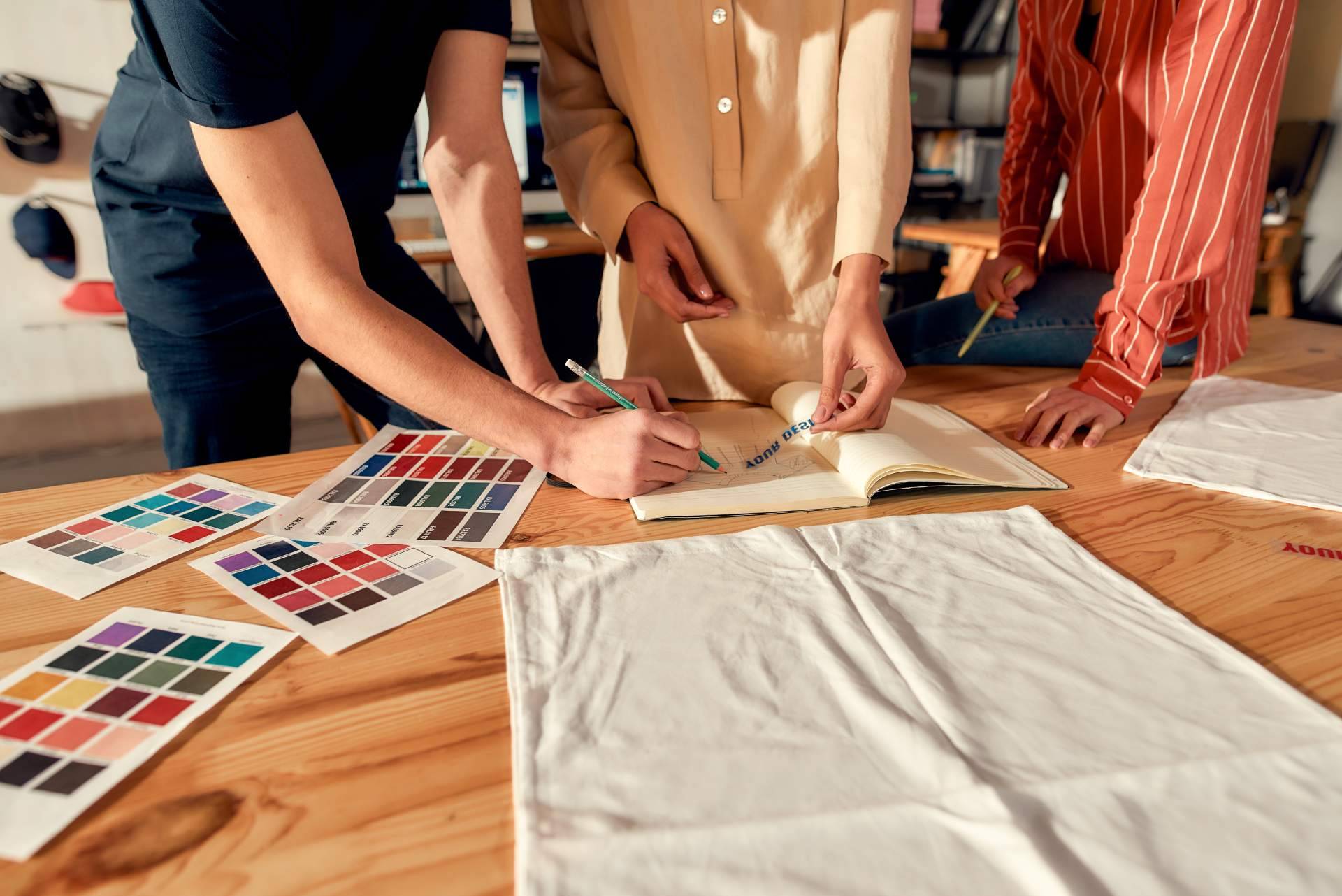 La ropa personalizada para empresas de Srflyer