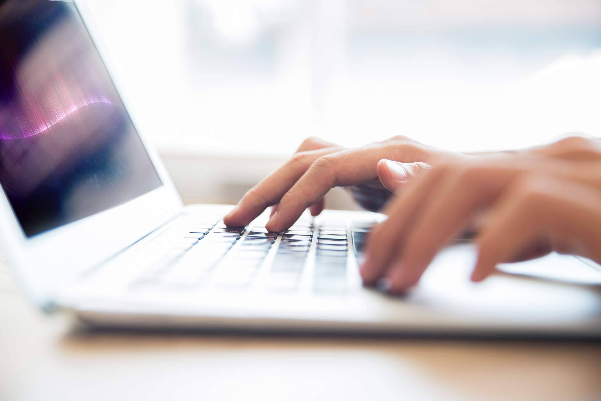 Gestión online con los servicios de Gestiones 24 para acceder al Ingreso Mínimo Vital