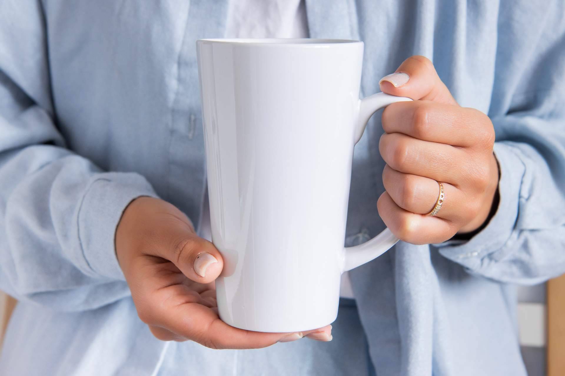 Tazas y botellas personalizables, de la mano de ProductosPersonalizados.es
