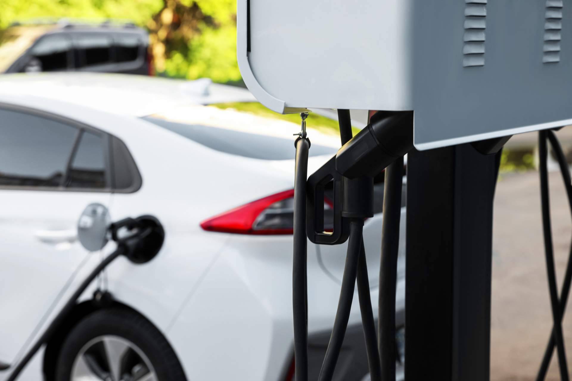 La adaptación de Atlántica Garantía S.A. en el mercado de vehículos eléctricos de segunda mano