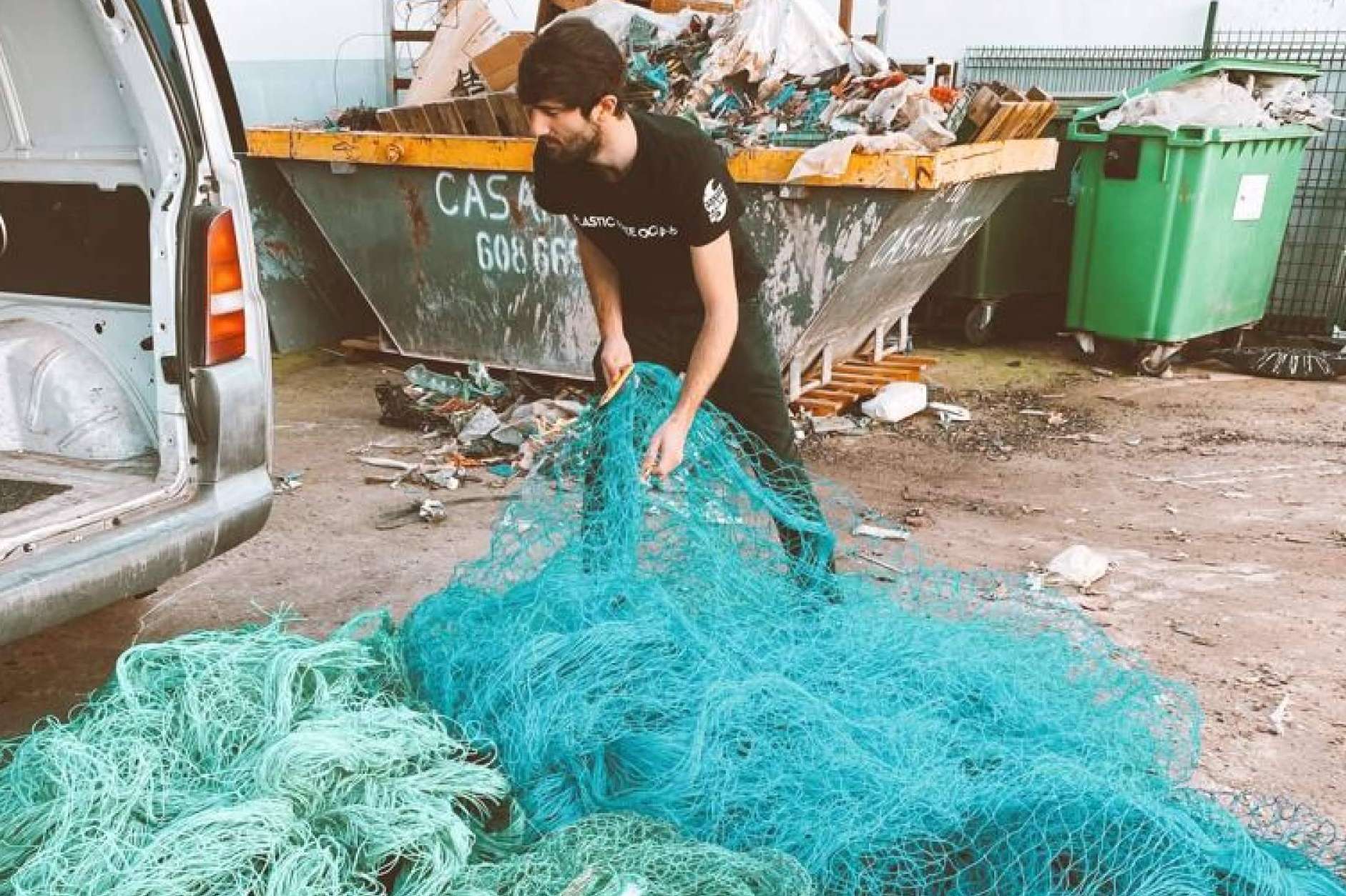 ¿Cómo se implican las empresas en la misión de limpieza de los mares?, la pesca de plástico y redes fantasma con Gravity Wave