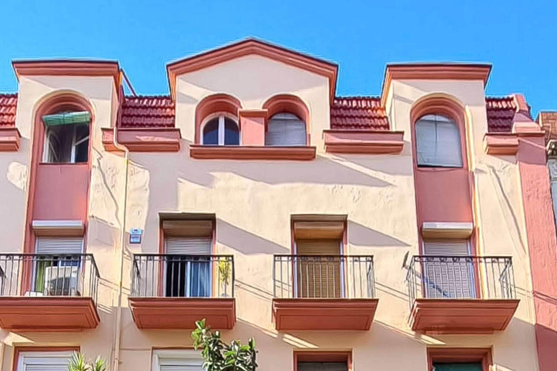 Compra de pisos y propiedades inmobiliarias a un precio justo en Barcelona, Compramostupiso.com