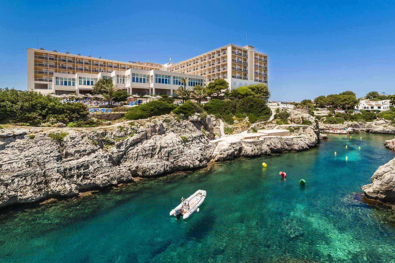 Disfrutar en parques acuáticos y hoteles familiares de unas vacaciones con niños