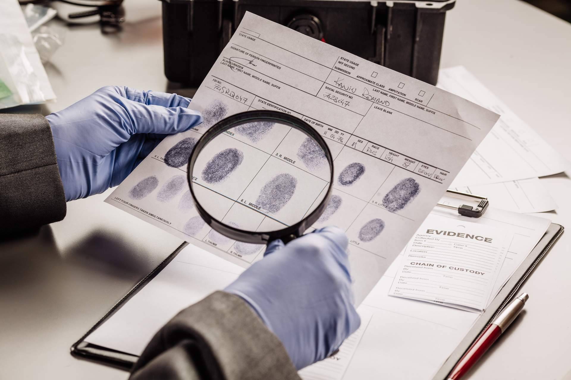 Las funciones del perito criminalista, según Peritajes y Mediación