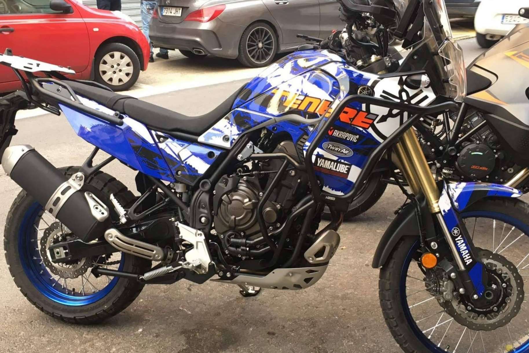 Las pegatinas personalizadas para moto off road de ADHESIVOSEMBARRADOS