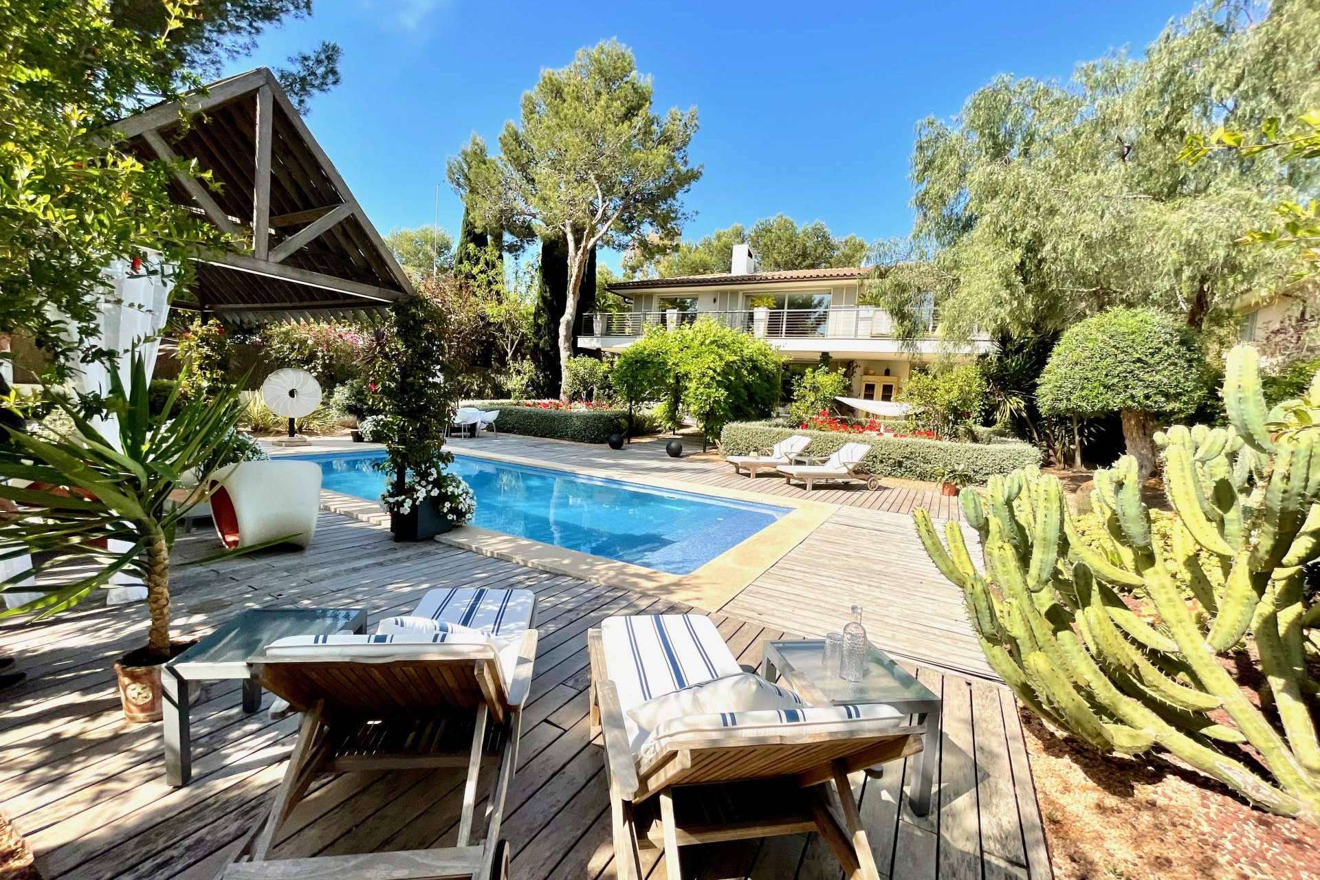 Rega International Realty presenta una villa en Mallorca