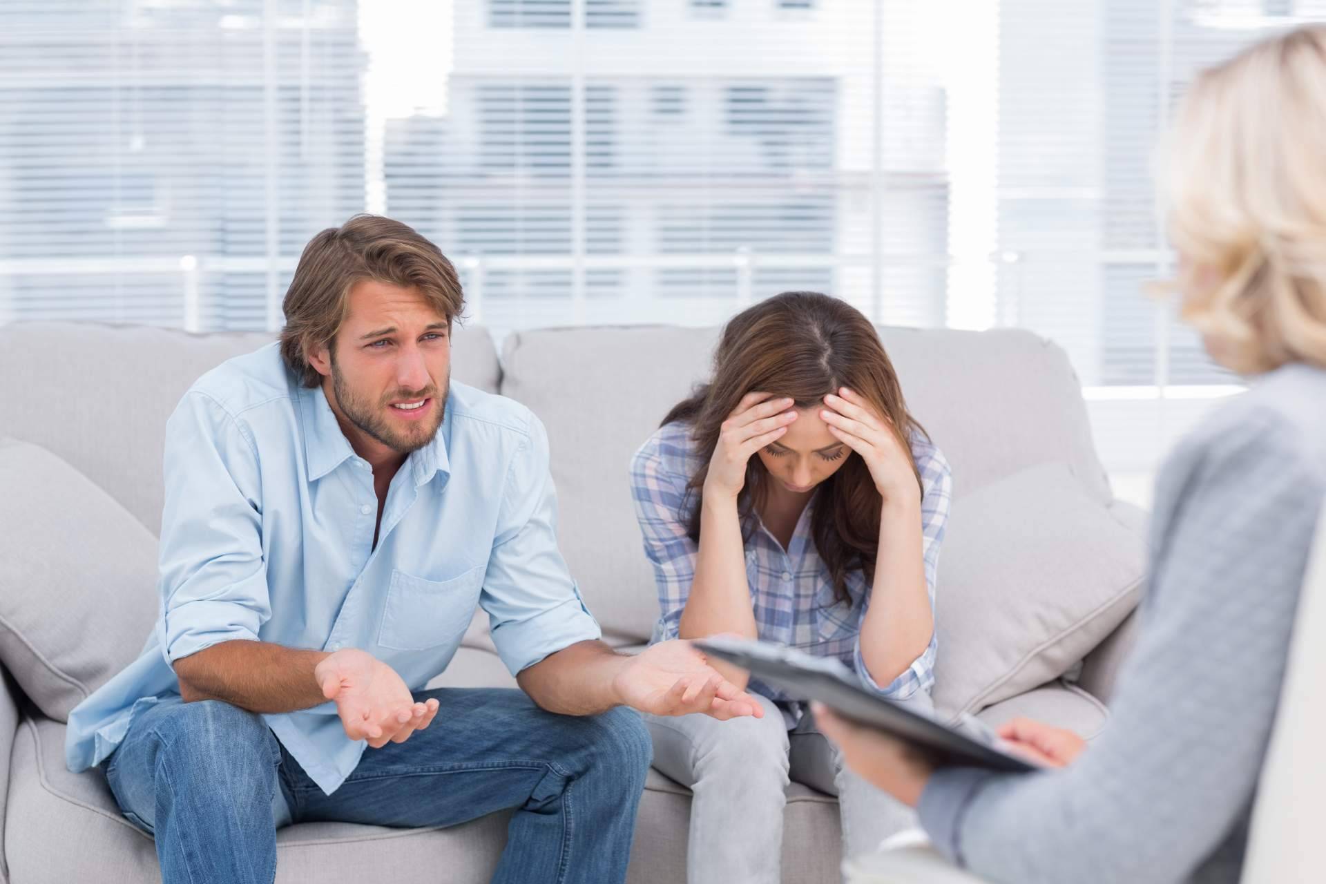 Terapia de pareja para gestionar momentos difíciles en una relación, con Cristina Centeno