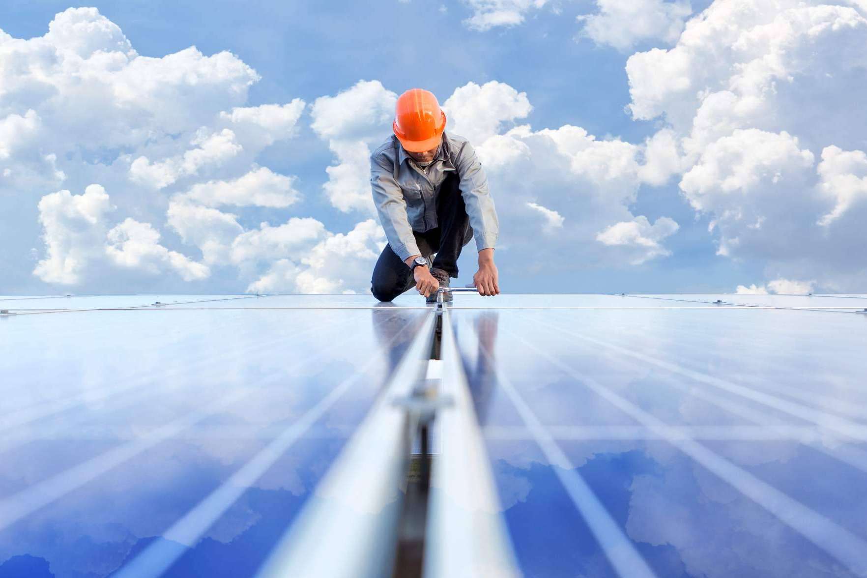 ¿Cuáles son los factores a tener en cuenta al comparar instalaciones solares?, por Megawatt