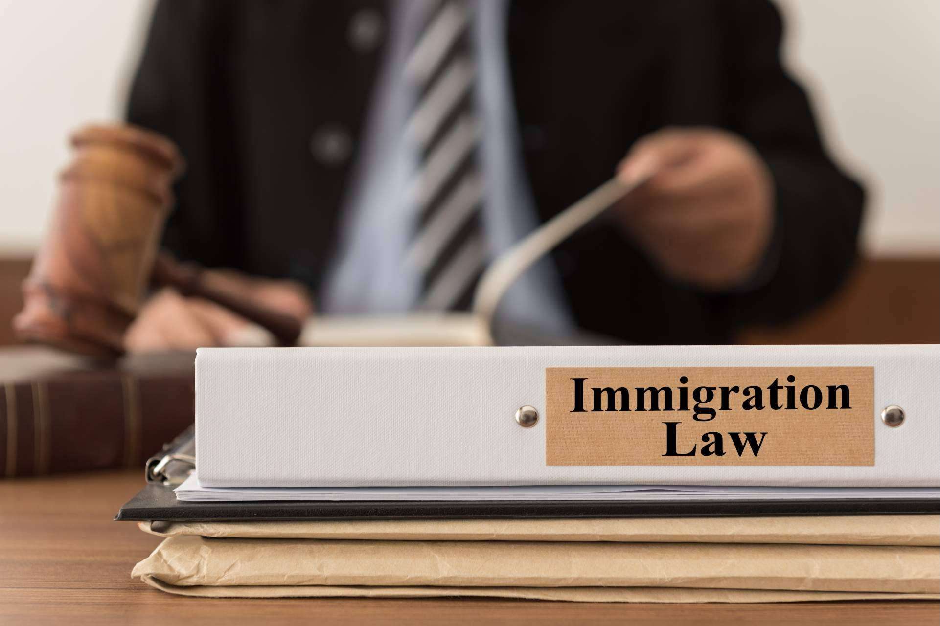 Europa Legal explica qué es el arraigo por formación y cómo se solicita
