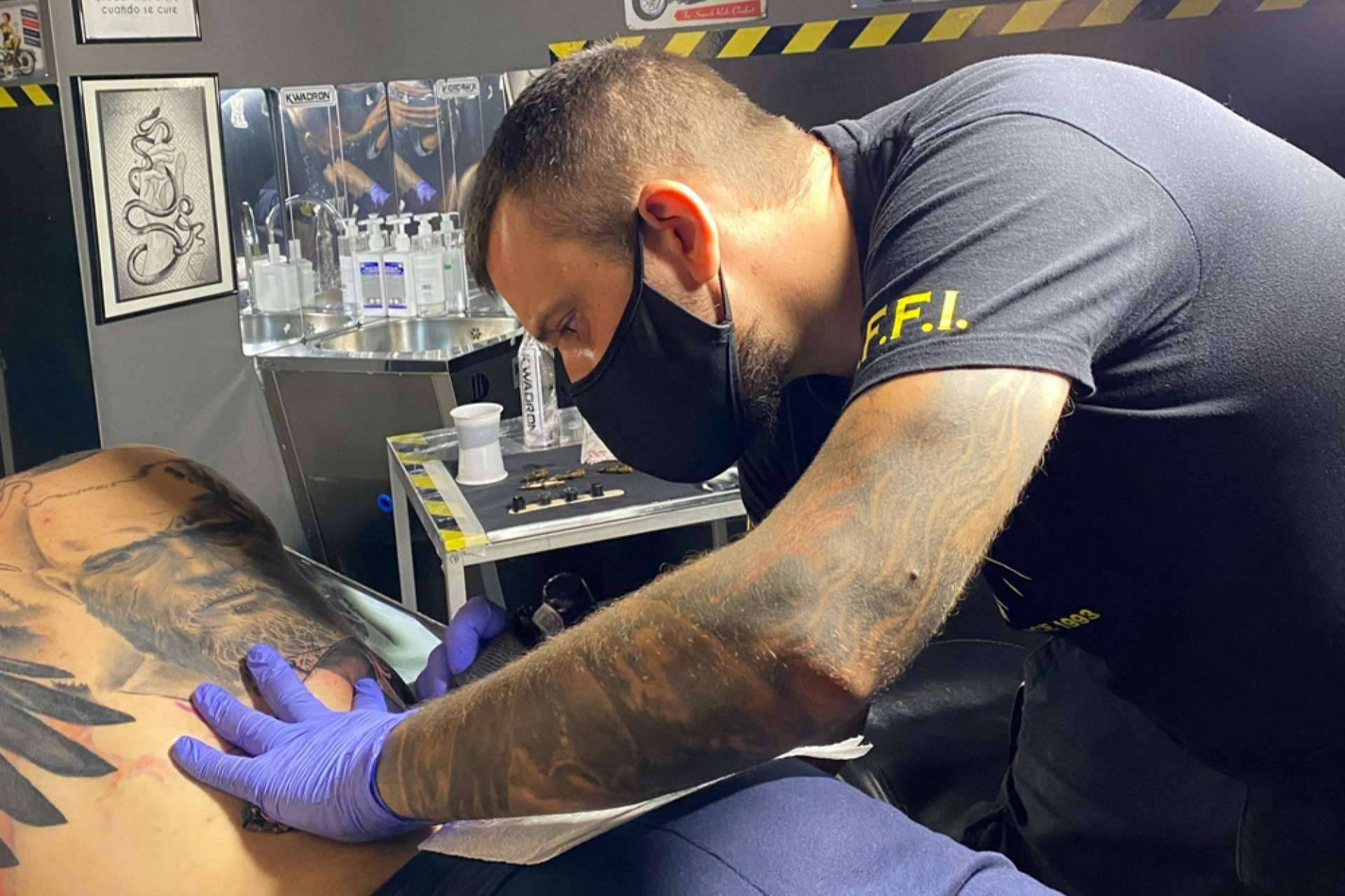 La época para poder tatuarse vuelve, por Steel of Doom, el estudio de tatuajes Barcelona