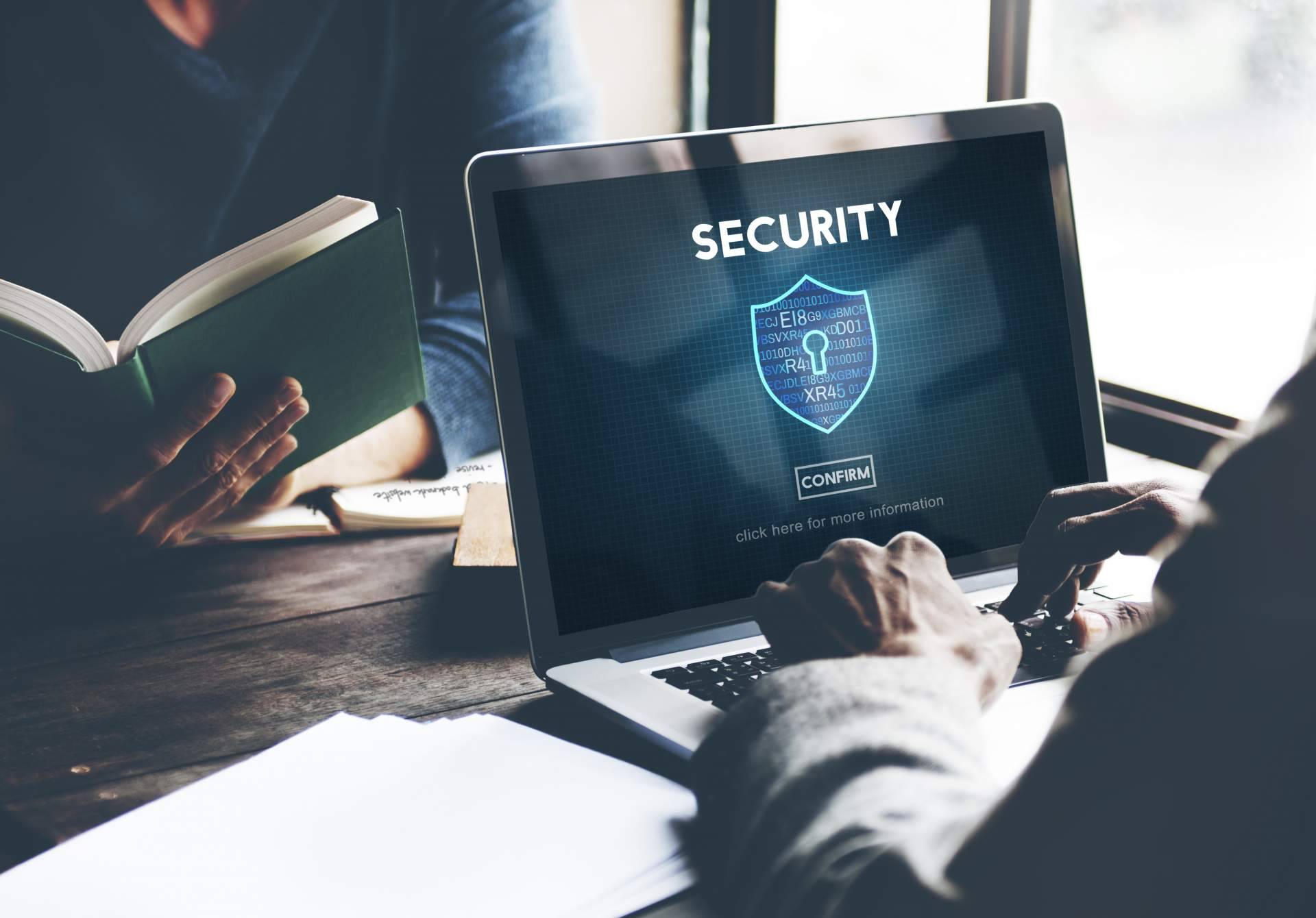 Solucionar problemas de virus de la mano de Reparar Ordenadores
