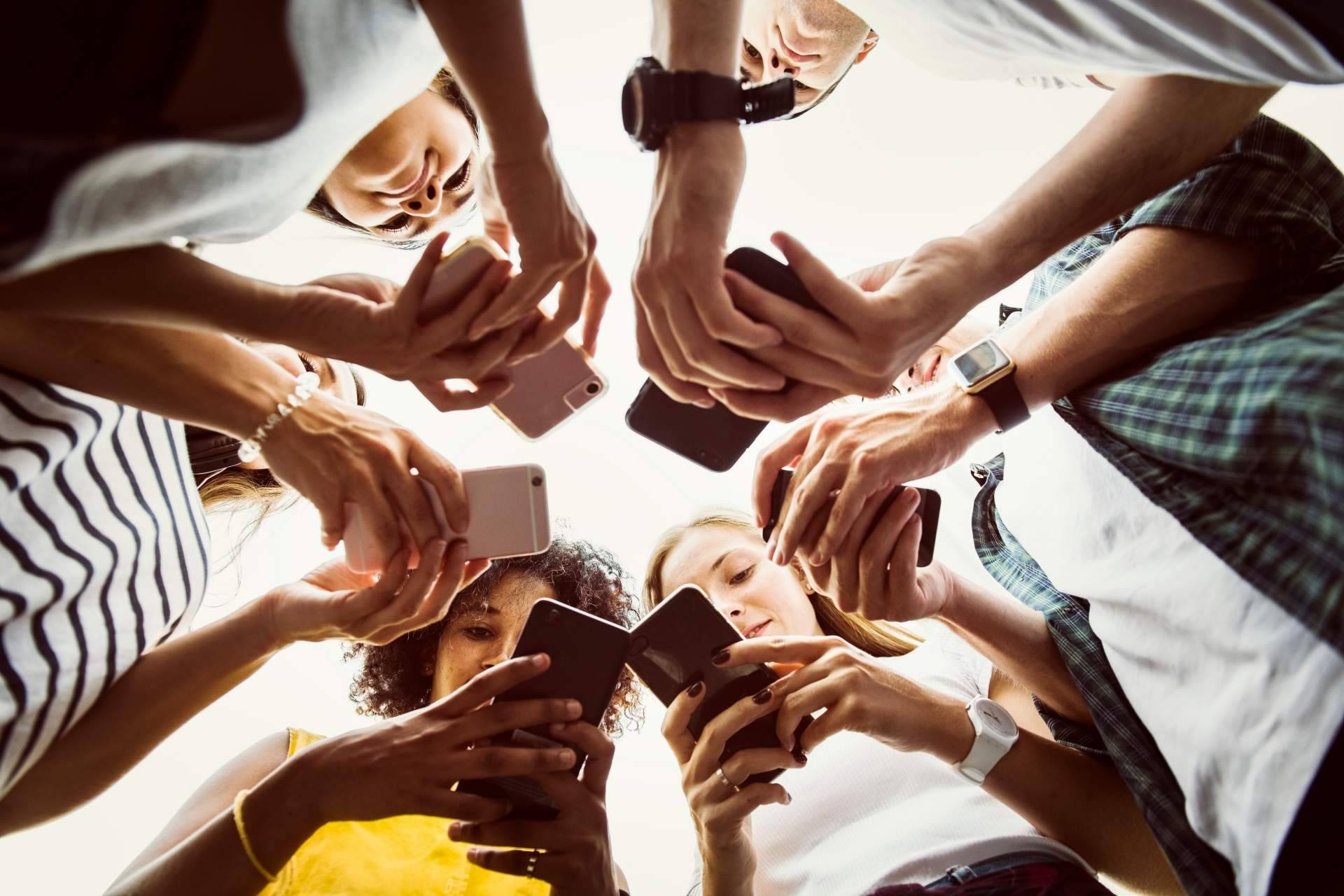 Los beneficios que ofrece el social media y las redes sociales en la empresa