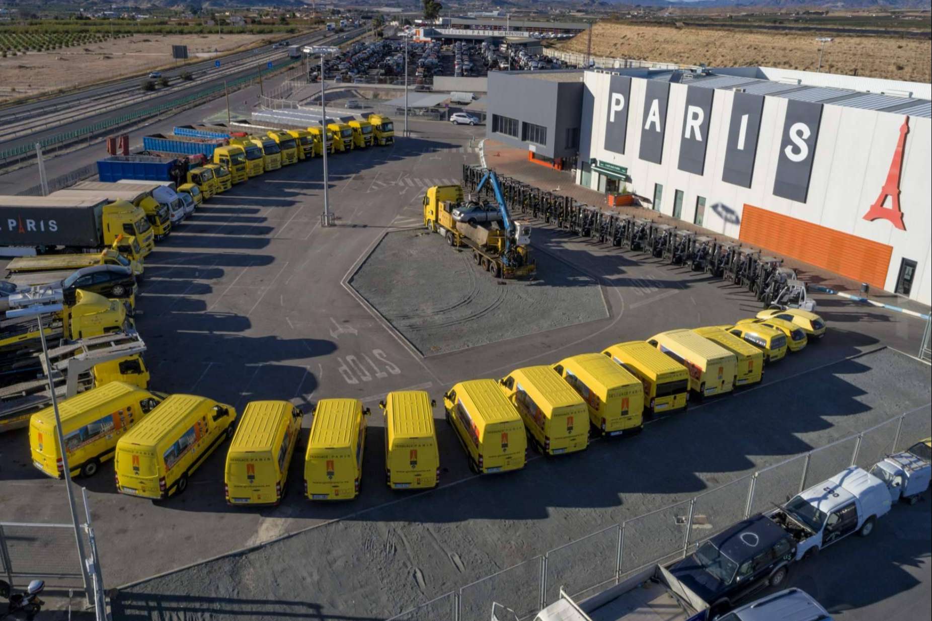 La venta de recambios de segunda mano para coches, por la empresa Desguace París