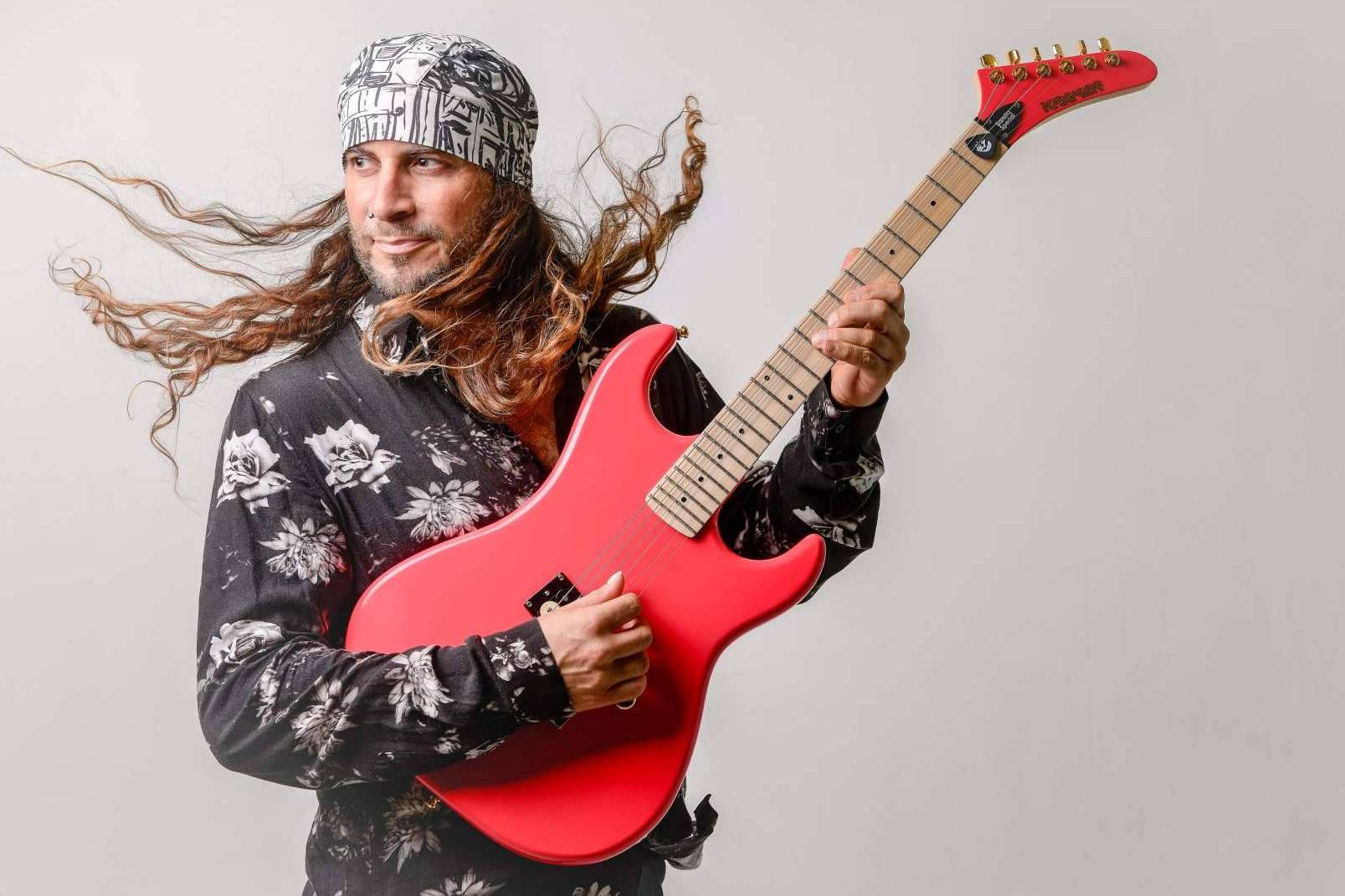 El guitarrista de James Bond, El Amir, participa en Fimucité 2022