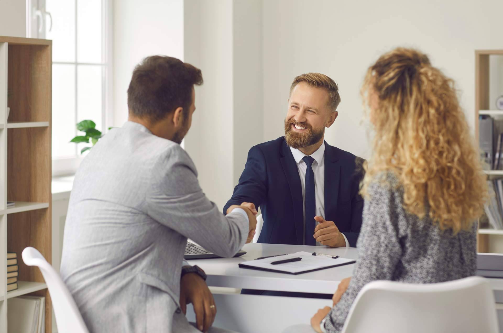 Beneficios de contar con un asesor inmobiliario, por Urban Asesores Inmobiliarios
