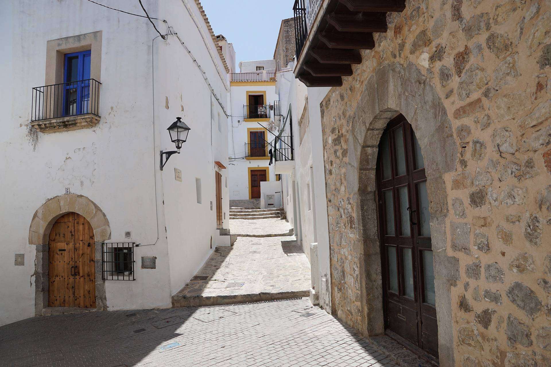 ISholidays.com planifica unas vacaciones ideales en Ibiza