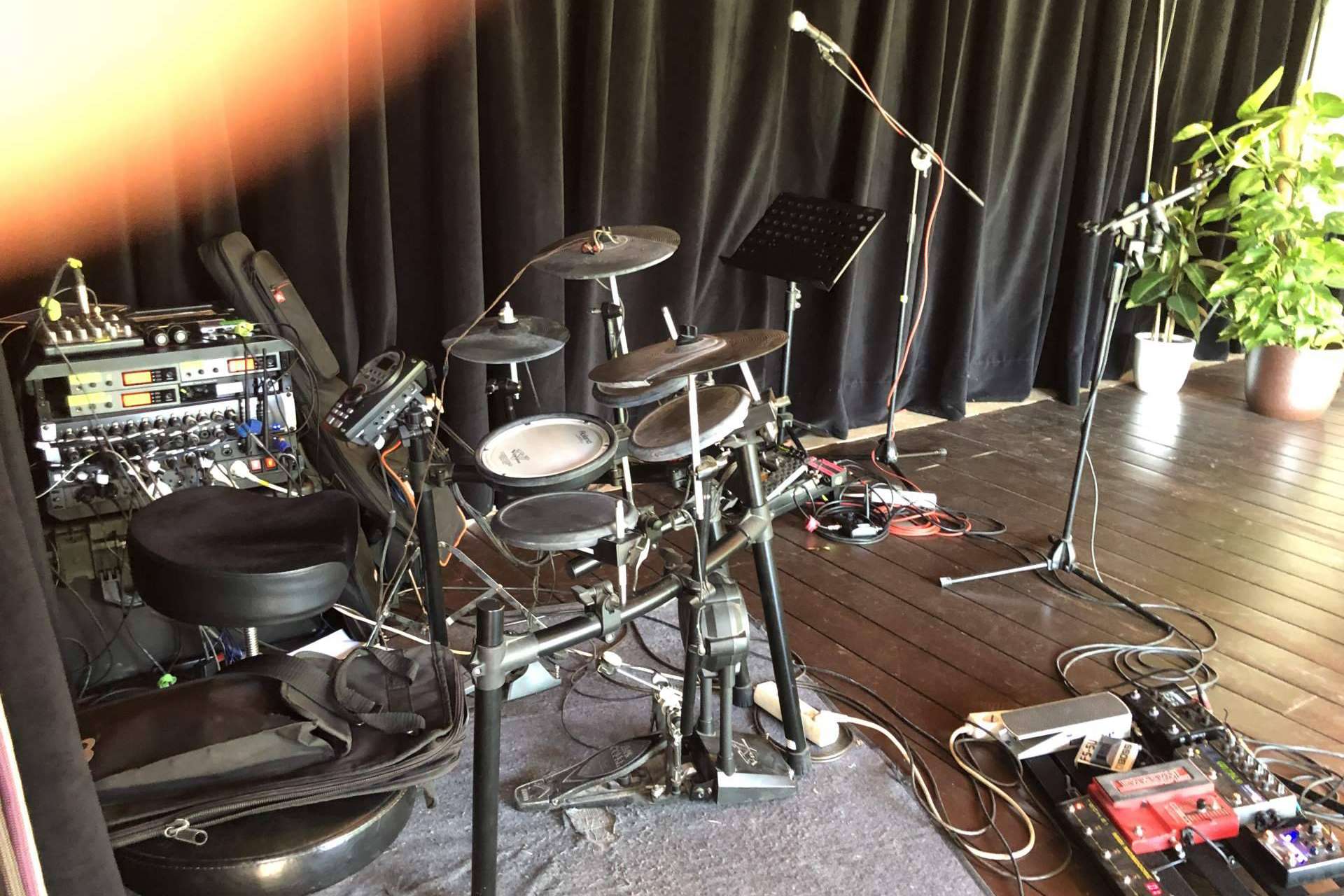 Equipos de sonido e iluminación para eventos, de la mano de Alquilar Sonido