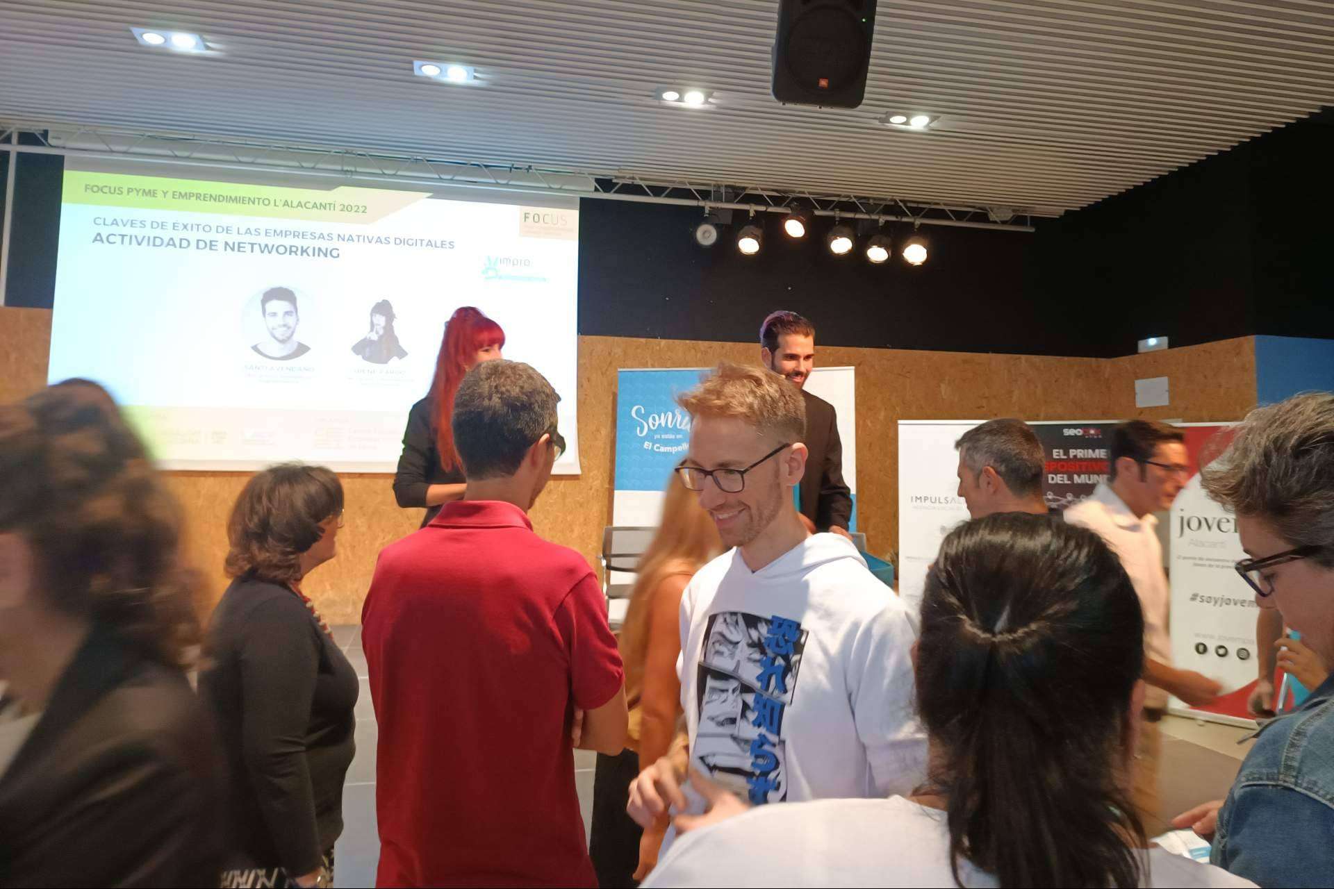 Eventos y teambuilding para llevar los valores de la improvisación teatral a las compañías con ImproVivencia