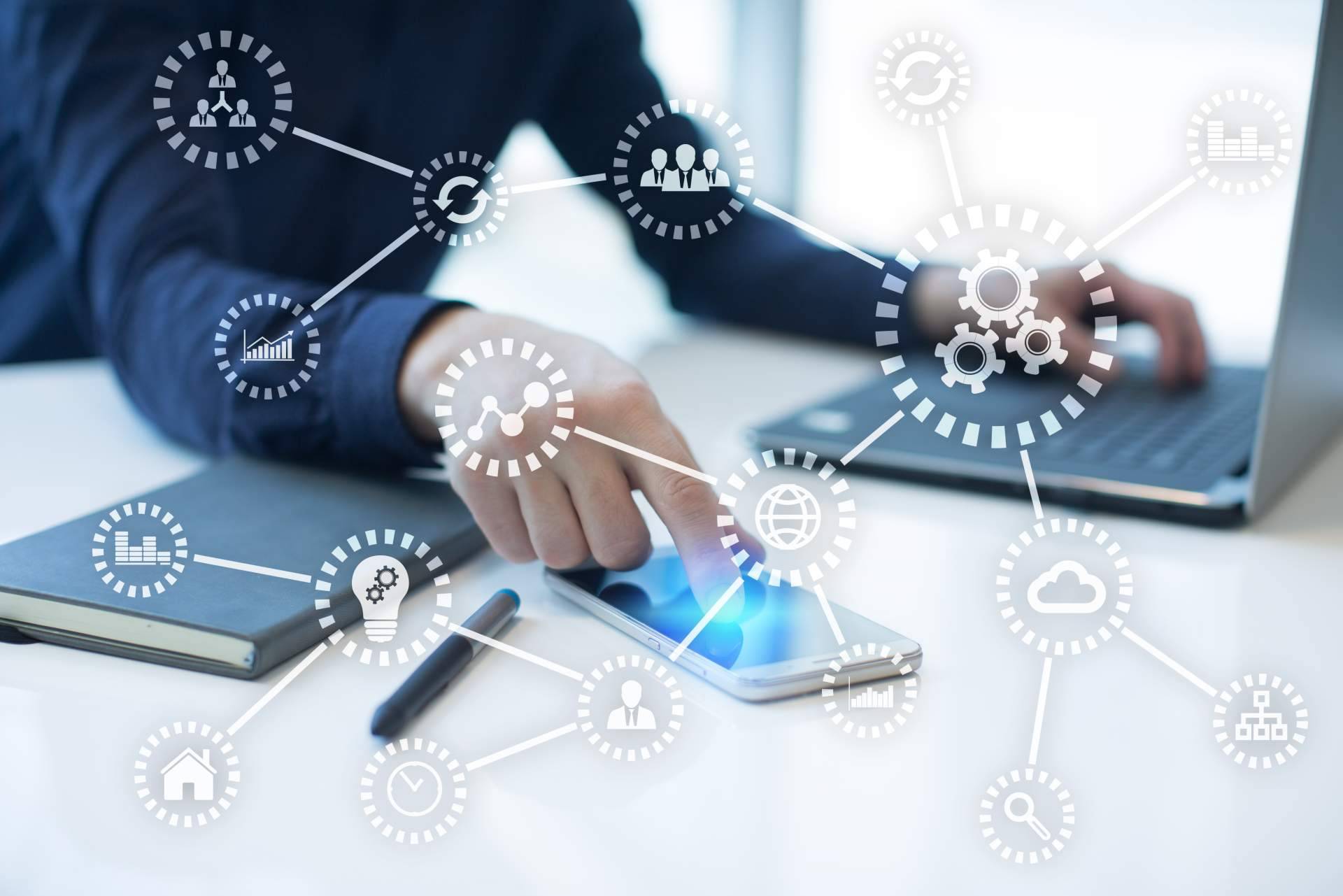 CEESA sobre las ventajas del modelo software CRM de trabajo