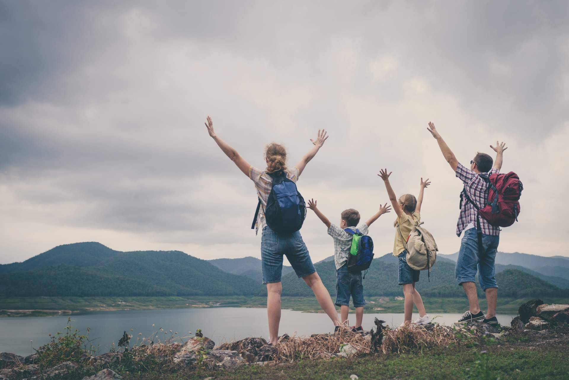 Los niños disfrutan y aprenden habilidades personales en el campamento Aventurarte