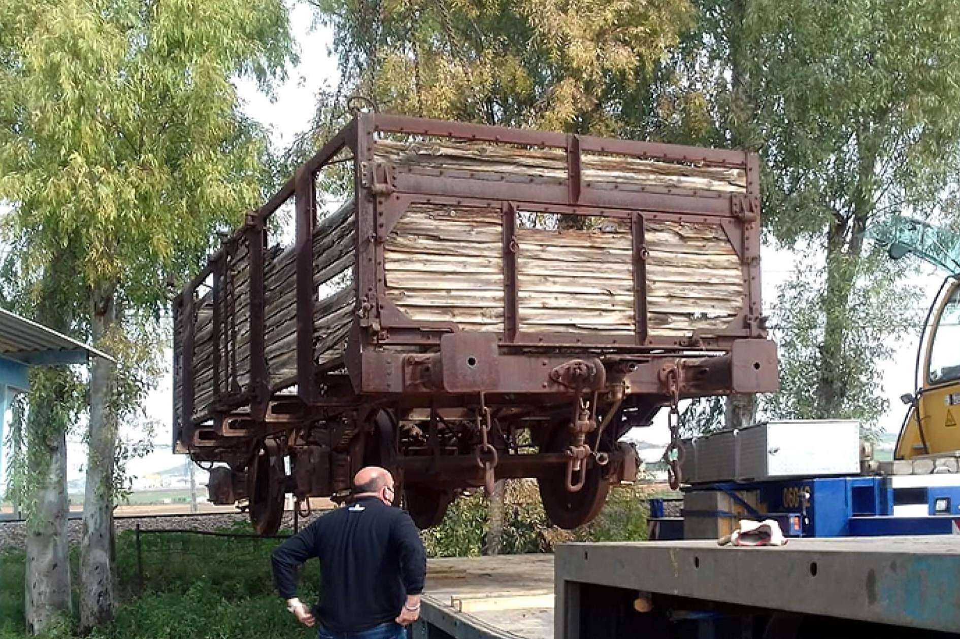 Un histórico vagón de bordes máximos preservado por la Fundación del Patrimonio Ferroviario