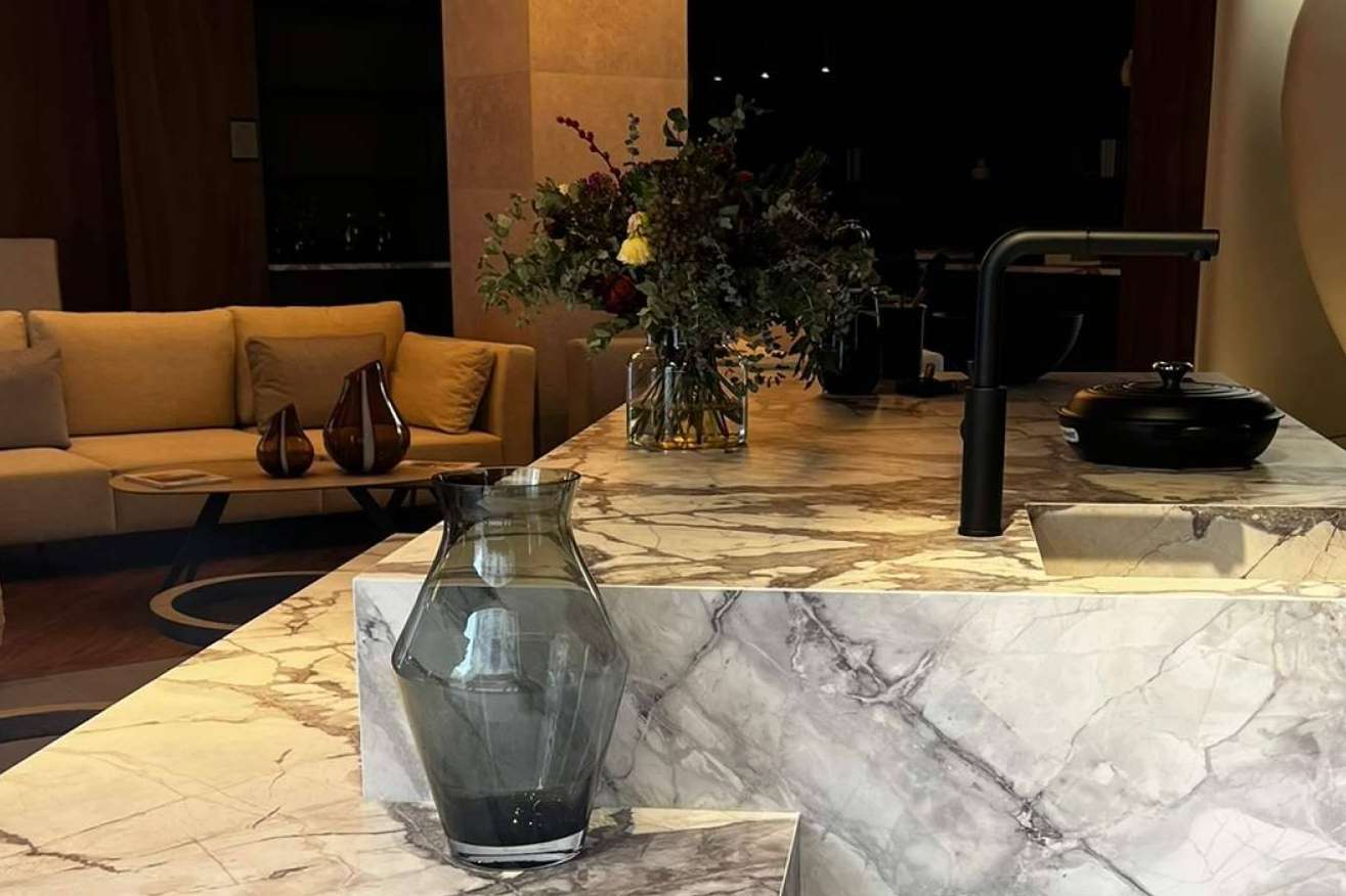 Inducción dual, cocción y electricidad inalámbrica con Cloen