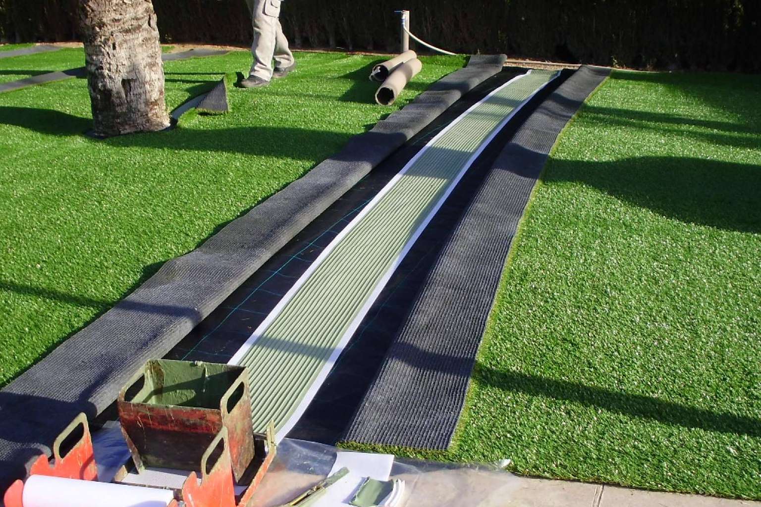 Albergrass es una empresa productora y fabricante de césped artificial