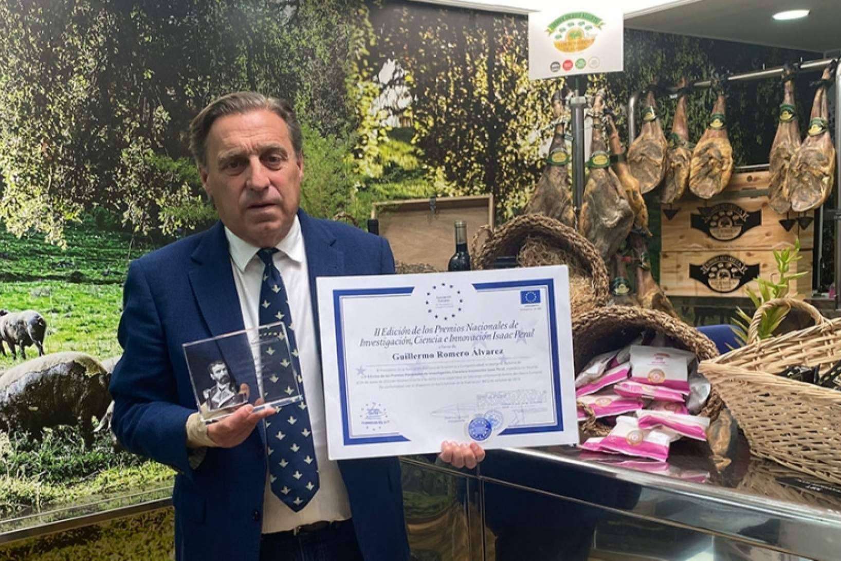 La trazabilidad del jamón ibérico de Bellota de Los Romeros de Alanís es premiada con el Premio Nacional de Investigación, Ciencia e Innovación Isaac Peral