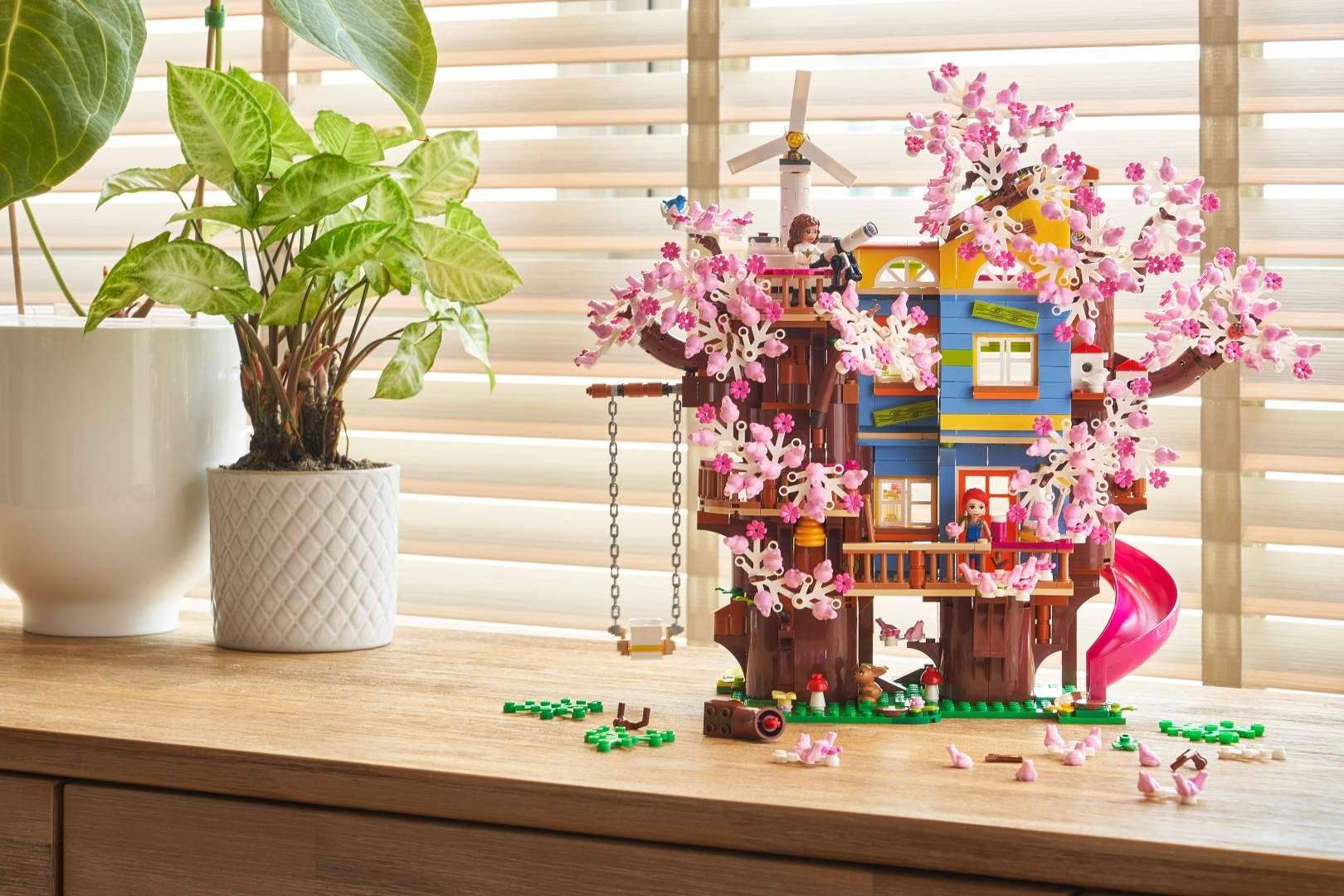 El Grupo LEGO® acompañará a familias y niños durante las navidades con más de 300 novedades para todos los gustos