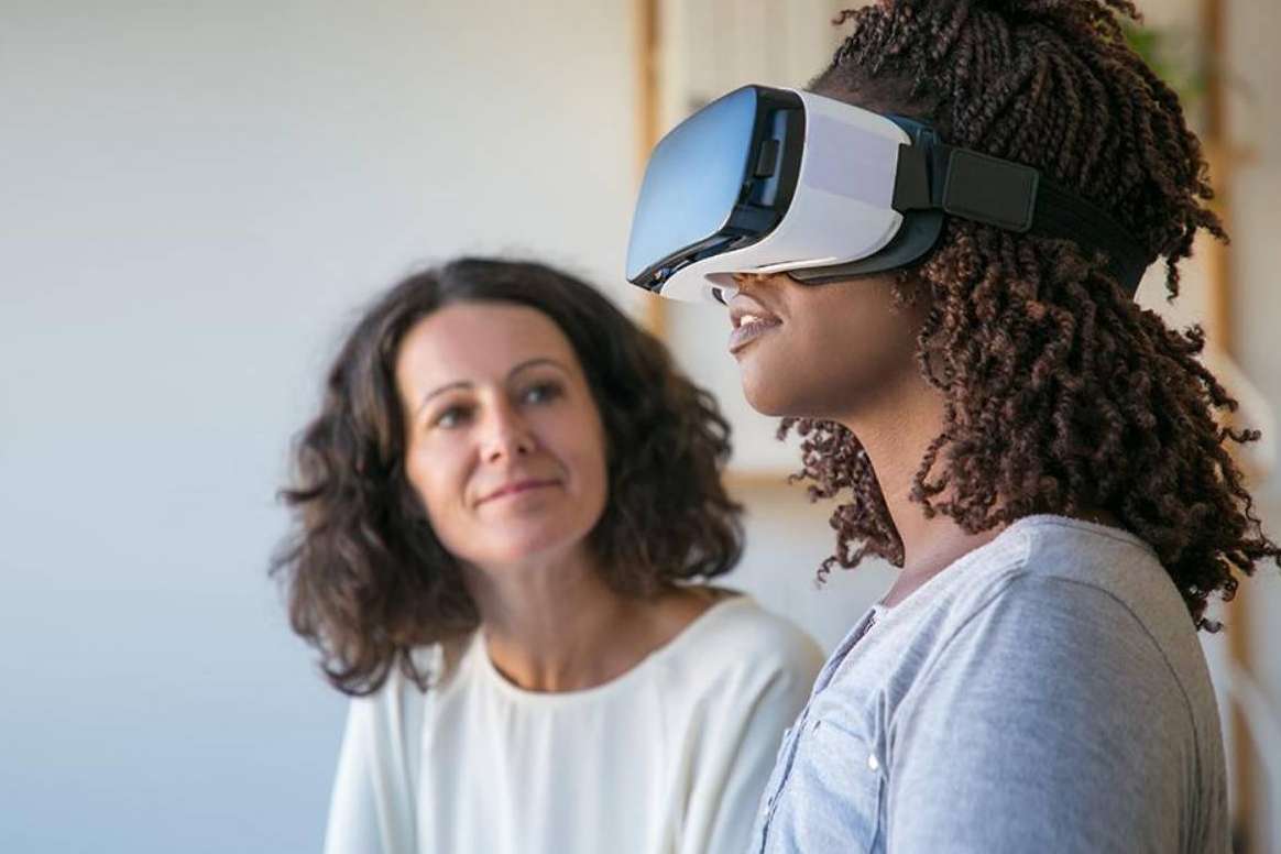 Someterse a un tratamiento de la ansiedad mediante realidad virtual en el Centro Médico Psiquiatra Zaragoza