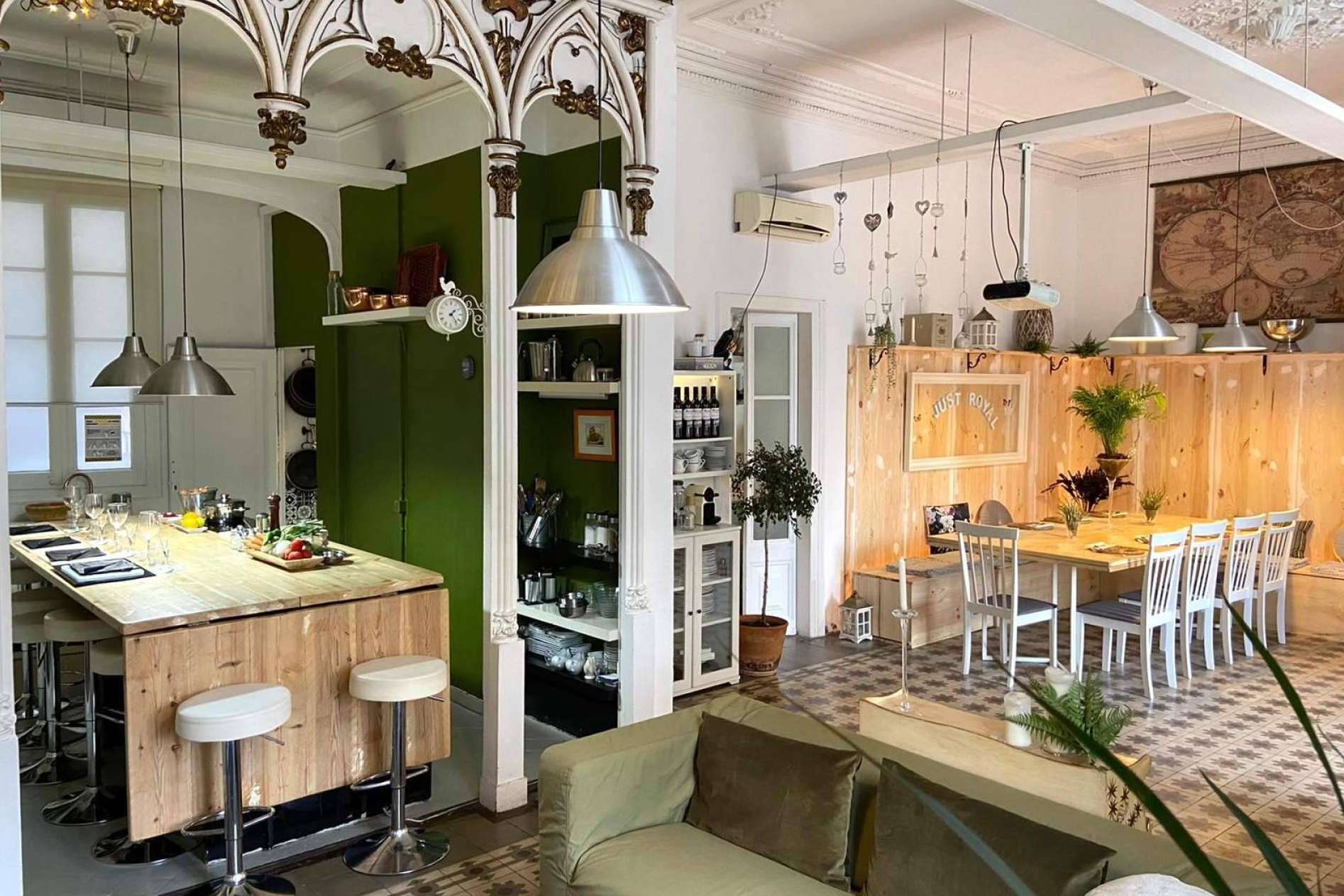 Just Royal BCN, el local privado en el centro de Barcelona para almuerzos y cenas de grupos privados